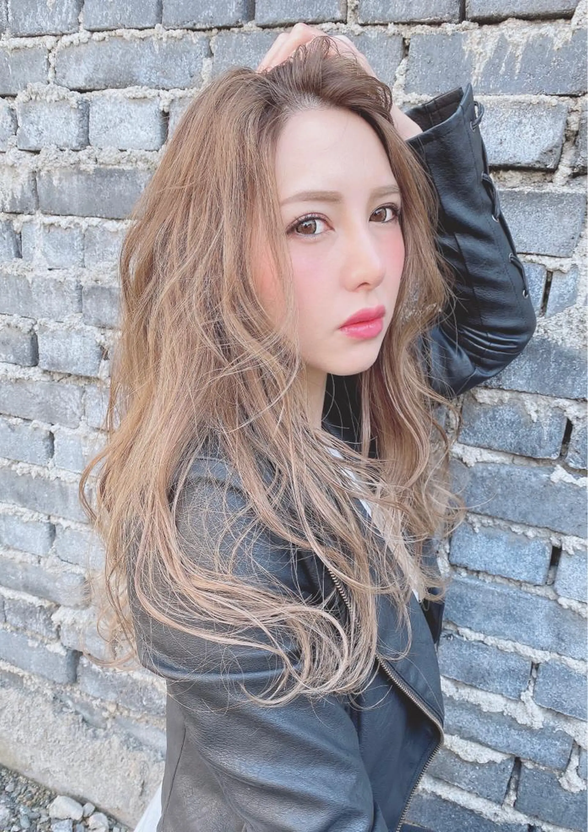 ロング カラー ロングレイヤー レイヤーカット ロング カット ヘアカラー トリートメント 山崎 雄太のヘアスタイル