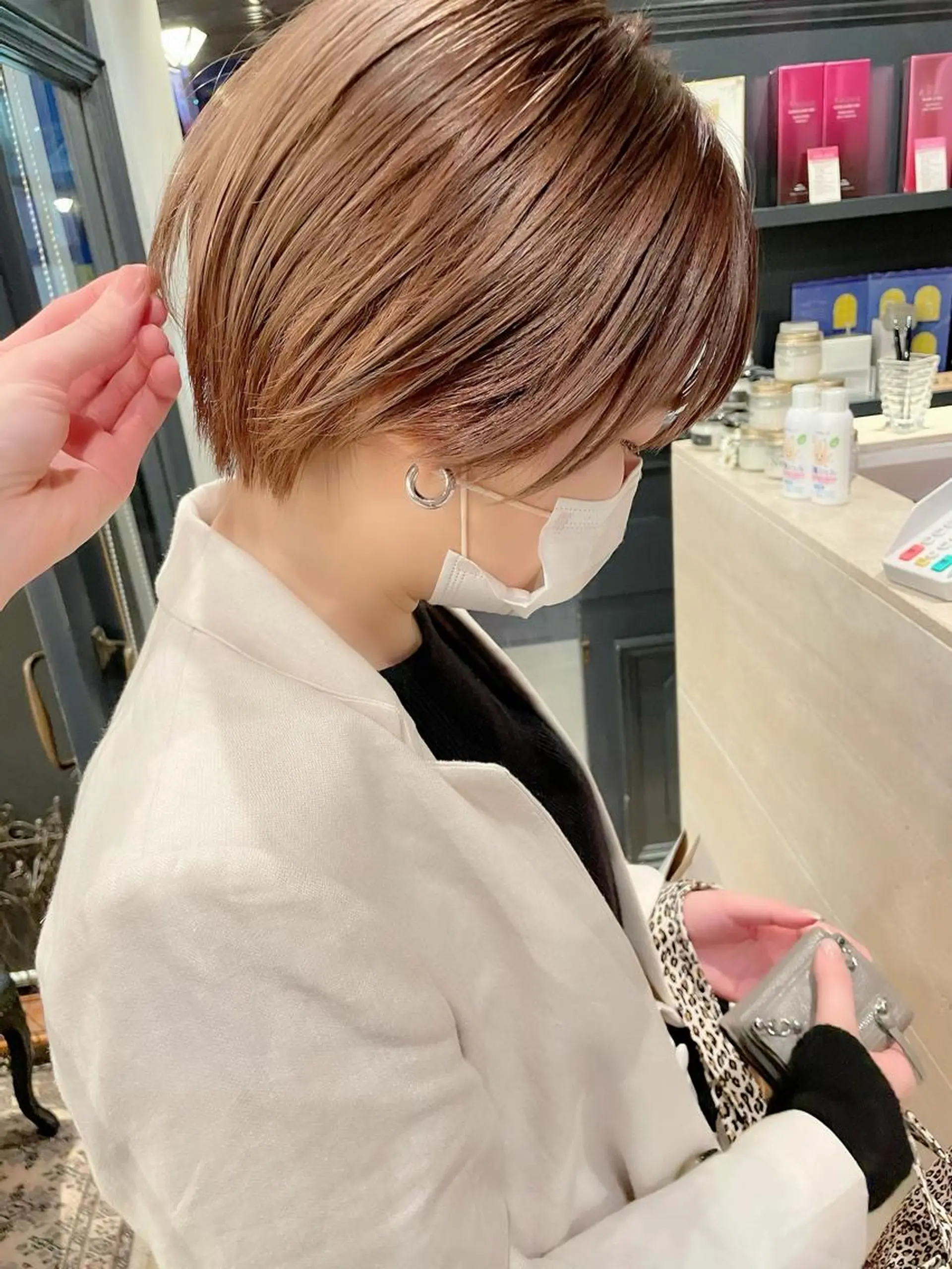 ショート ショート ボブ 梅田 木戸健人のヘアスタイル