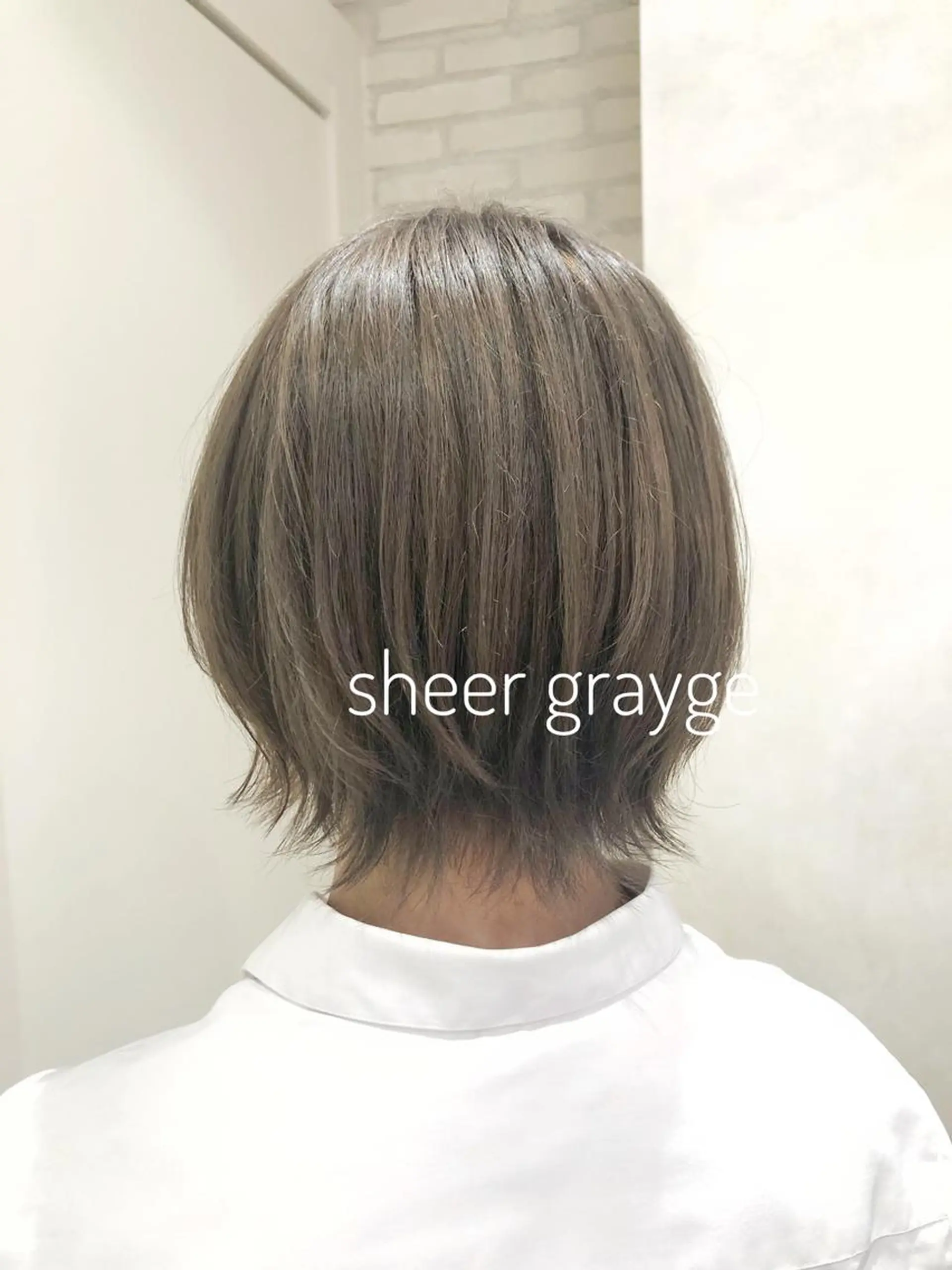 ショート カラー グレージュ oggi +KENJE所属・大平 美沙のヘアスタイル