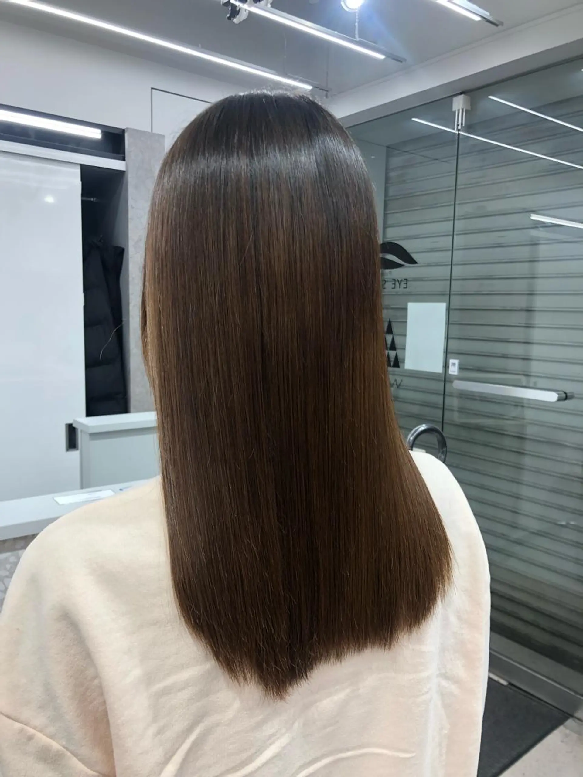 セミロング カット トリートメント 🖤🤍石川 アイリ🤍🖤のヘアスタイル