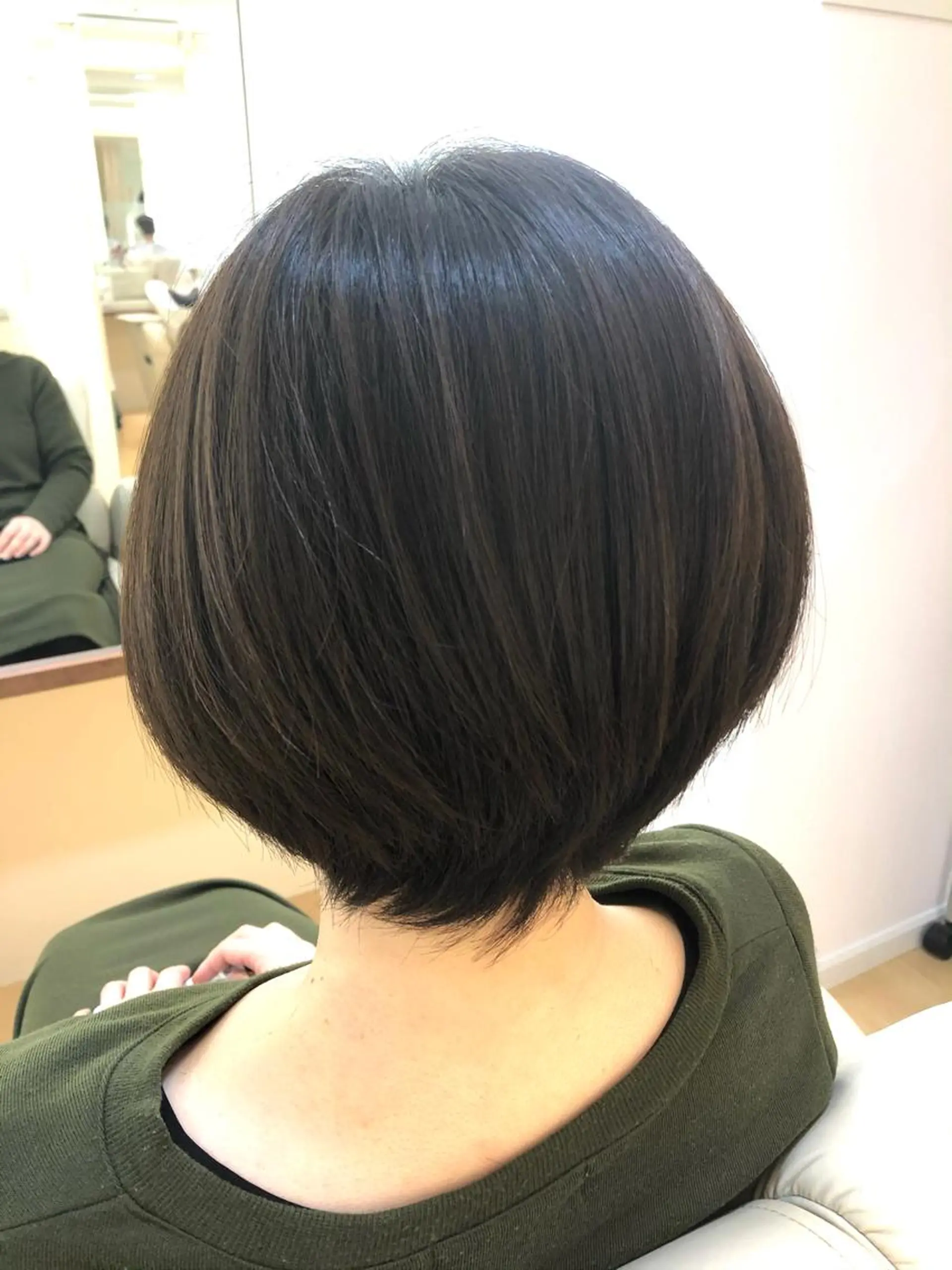 ショート ショートボブ ボブ ショートヘア 山岡 徹也のヘアスタイル