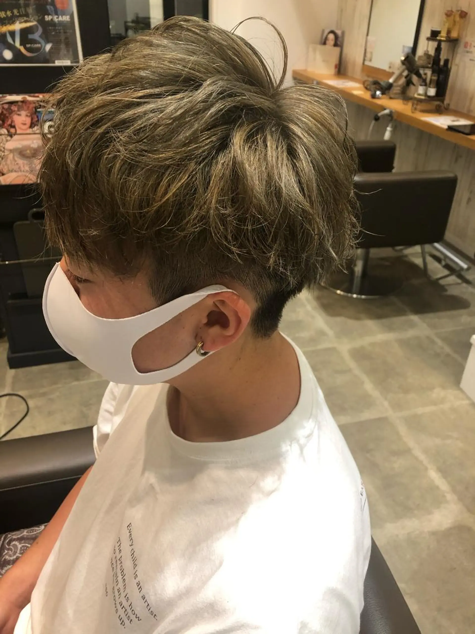 カラー メンズ 細沼 葵のヘアスタイル