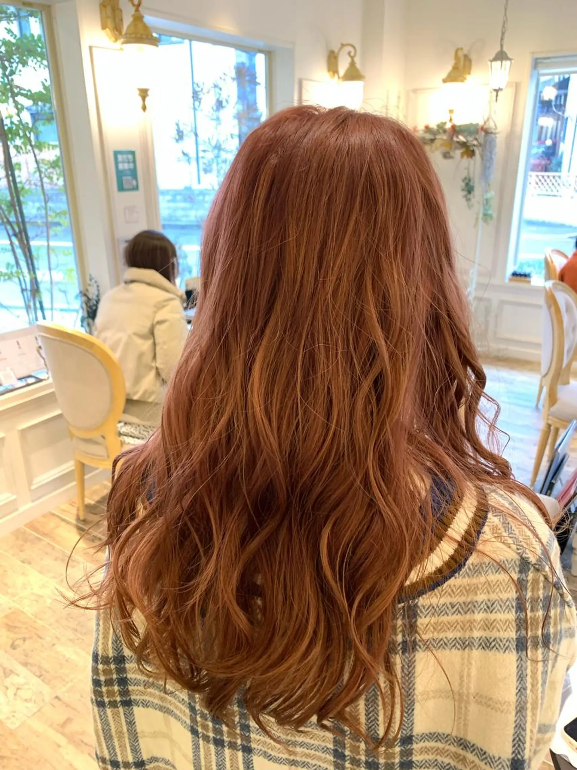 ロング Mavie 東奈々子のヘアスタイル