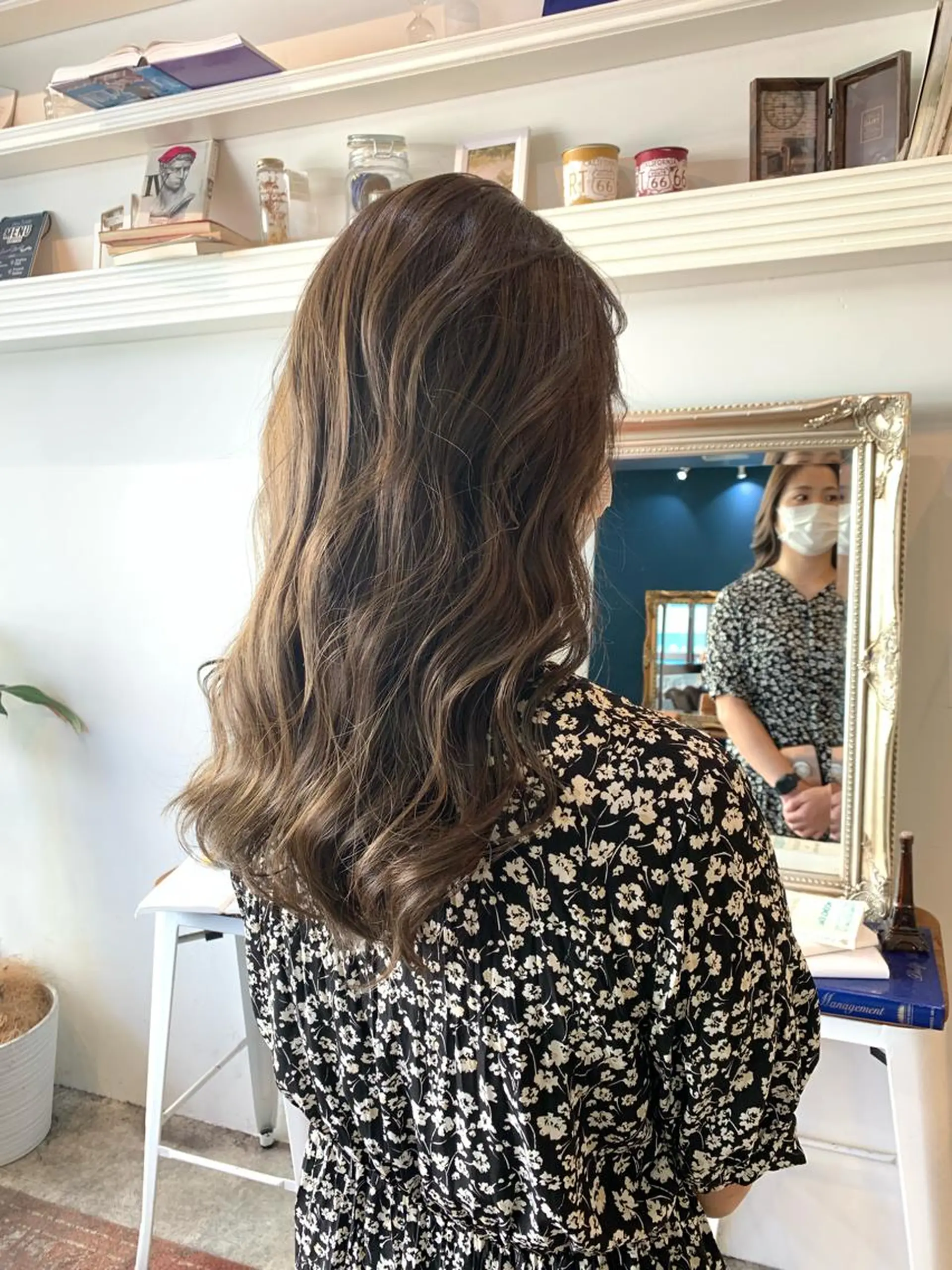 セミロング ヘアカラー トリートメント ヘッドスパ ヘアセット 山口 竣也のヘアスタイル