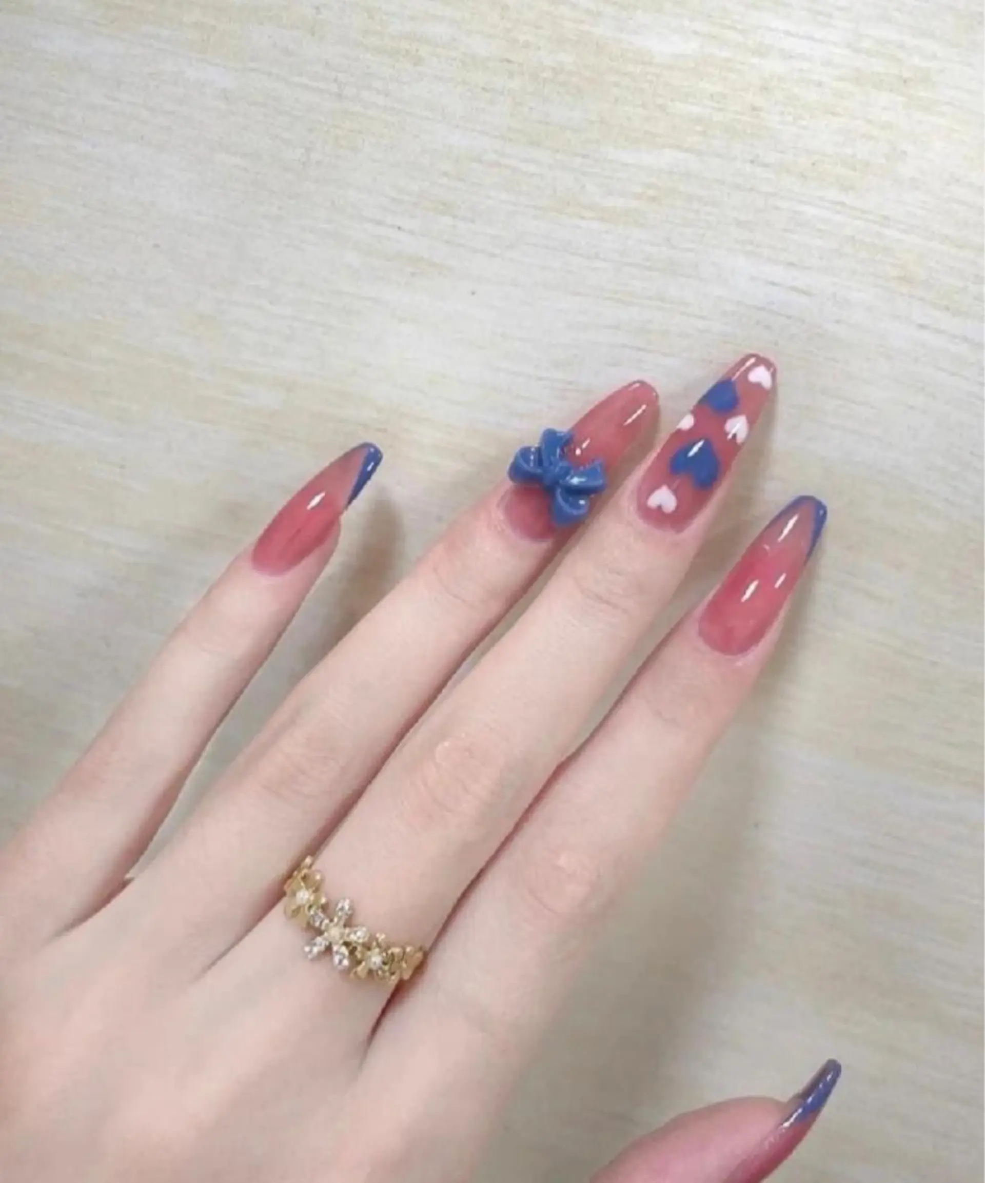 ネイル ハンドネイル ハンドケア 🤩 Yuliaユリアのネイルデザイン