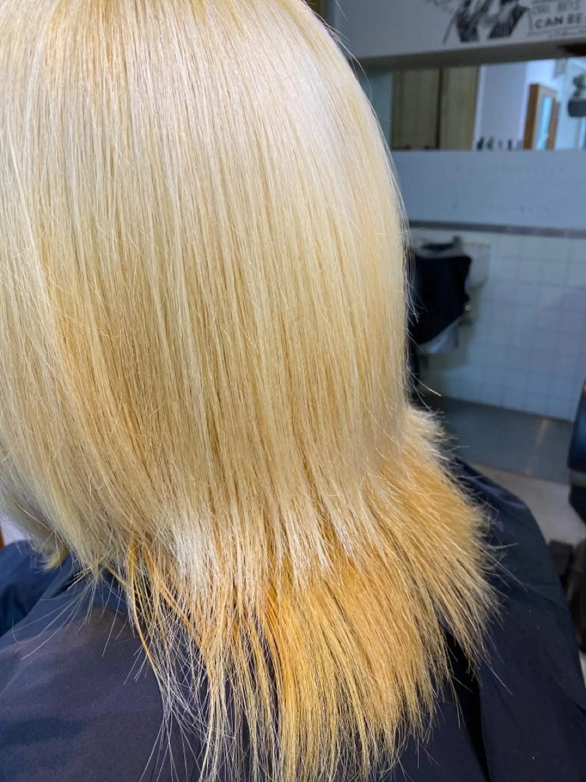 ミディアム カラー CRADLE Takeuchiのヘアスタイル