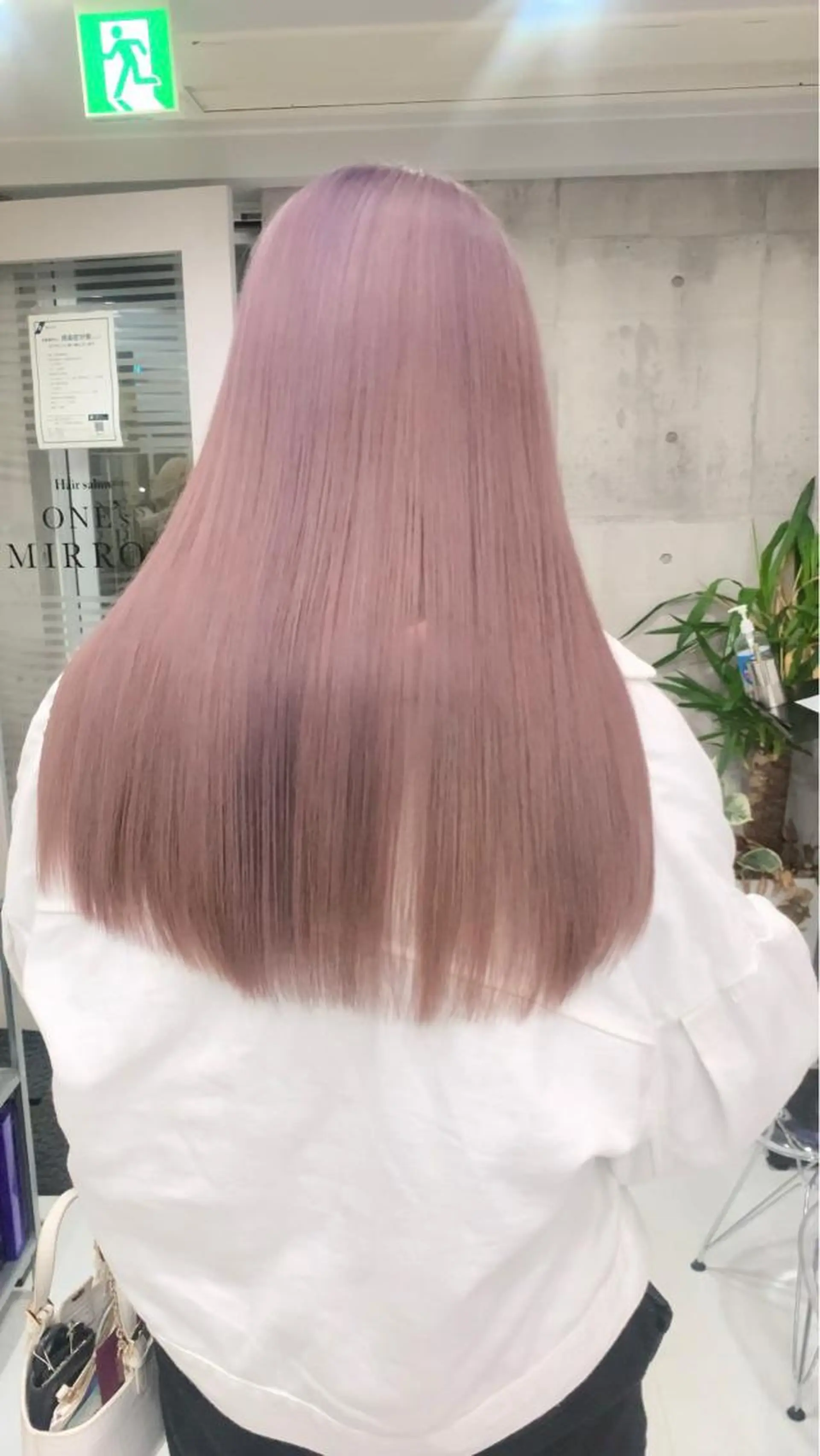 ロング カラー アッシュ アッシュグレー アッシュグレージュ バレイヤージュ ミストバング 韓国ヘア 🦋KIRA🦋のヘアスタイル