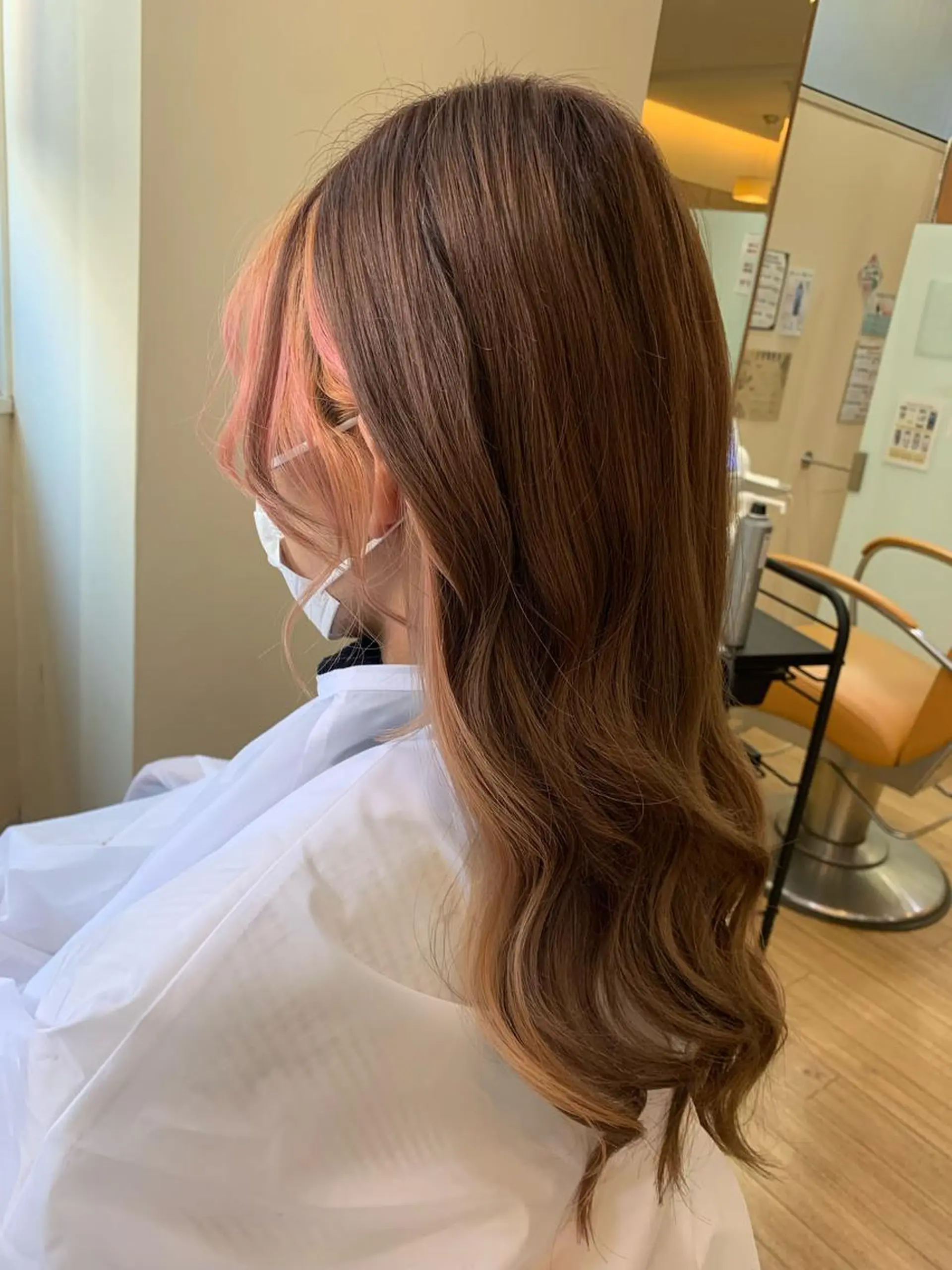 ロング カラー ミストバング  フェイスフレーミング おくれ毛 カット ヘアカラー トリートメント 板倉 花連のヘアスタイル