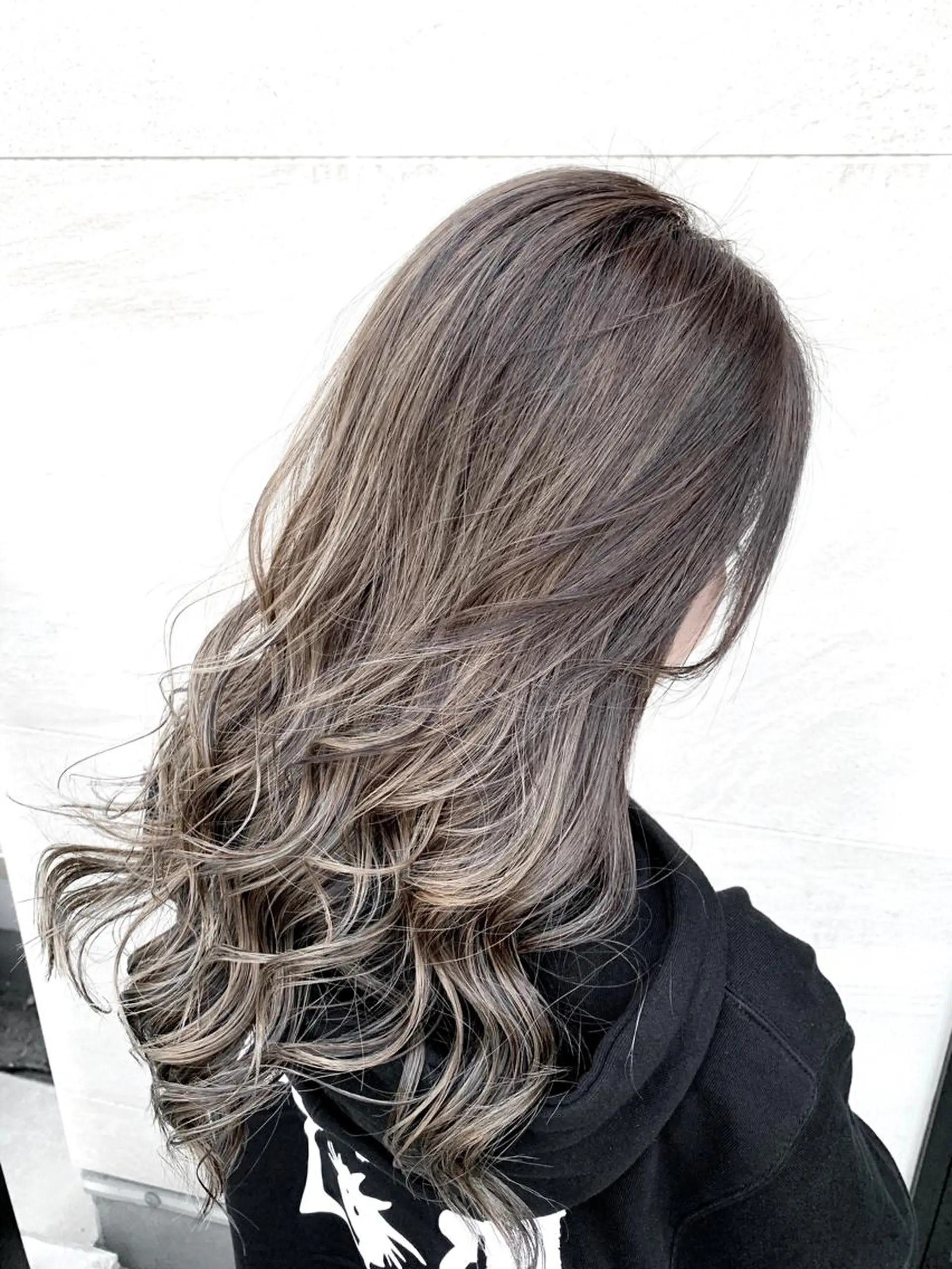 ロング カット ヘアカラー トリートメント 韓国レイヤーカット KOUKIのヘアスタイル