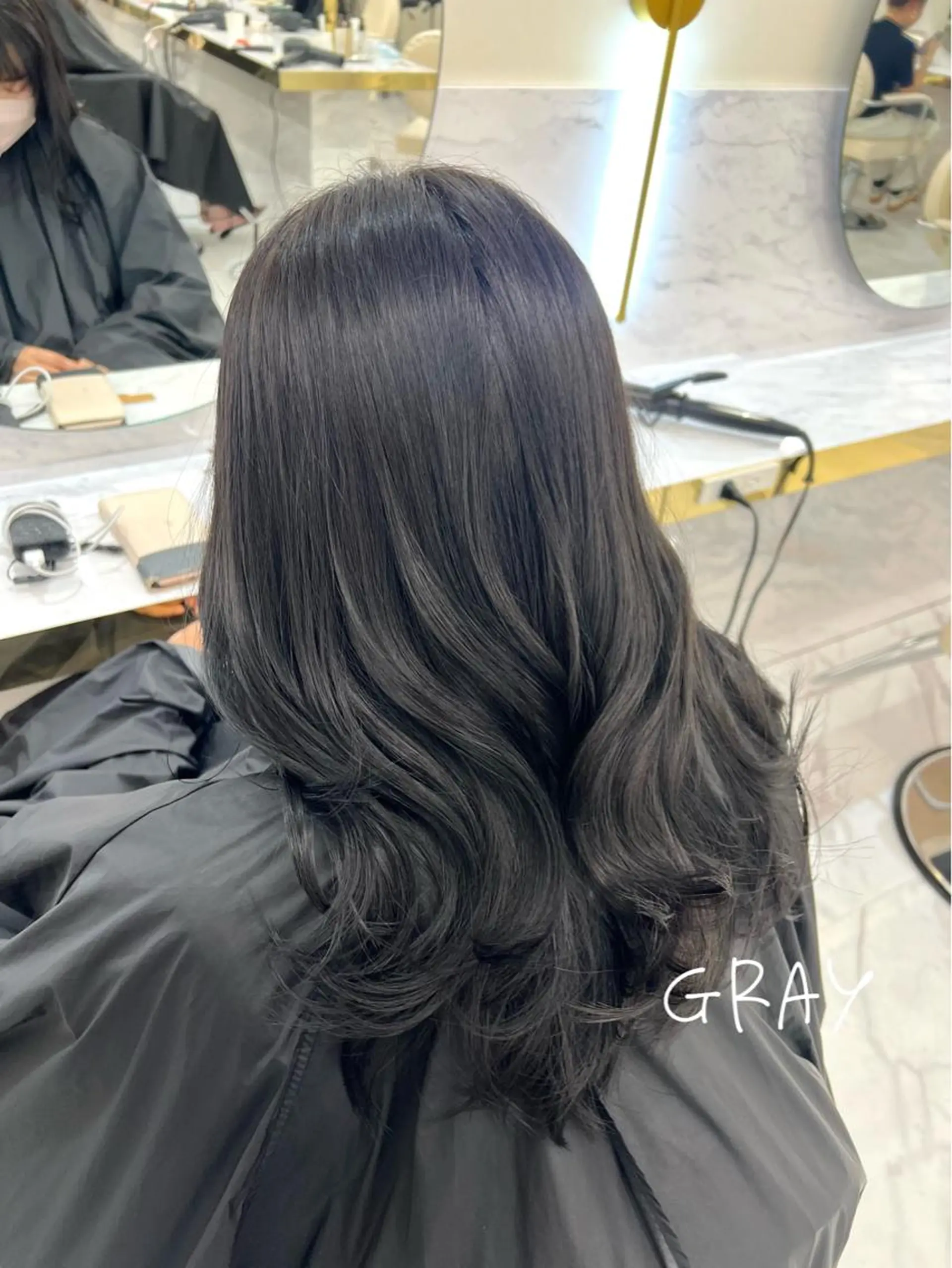 カラー ヘアアレンジ 🤍韓国ヘア🤍 ヨシダリナのヘアスタイル