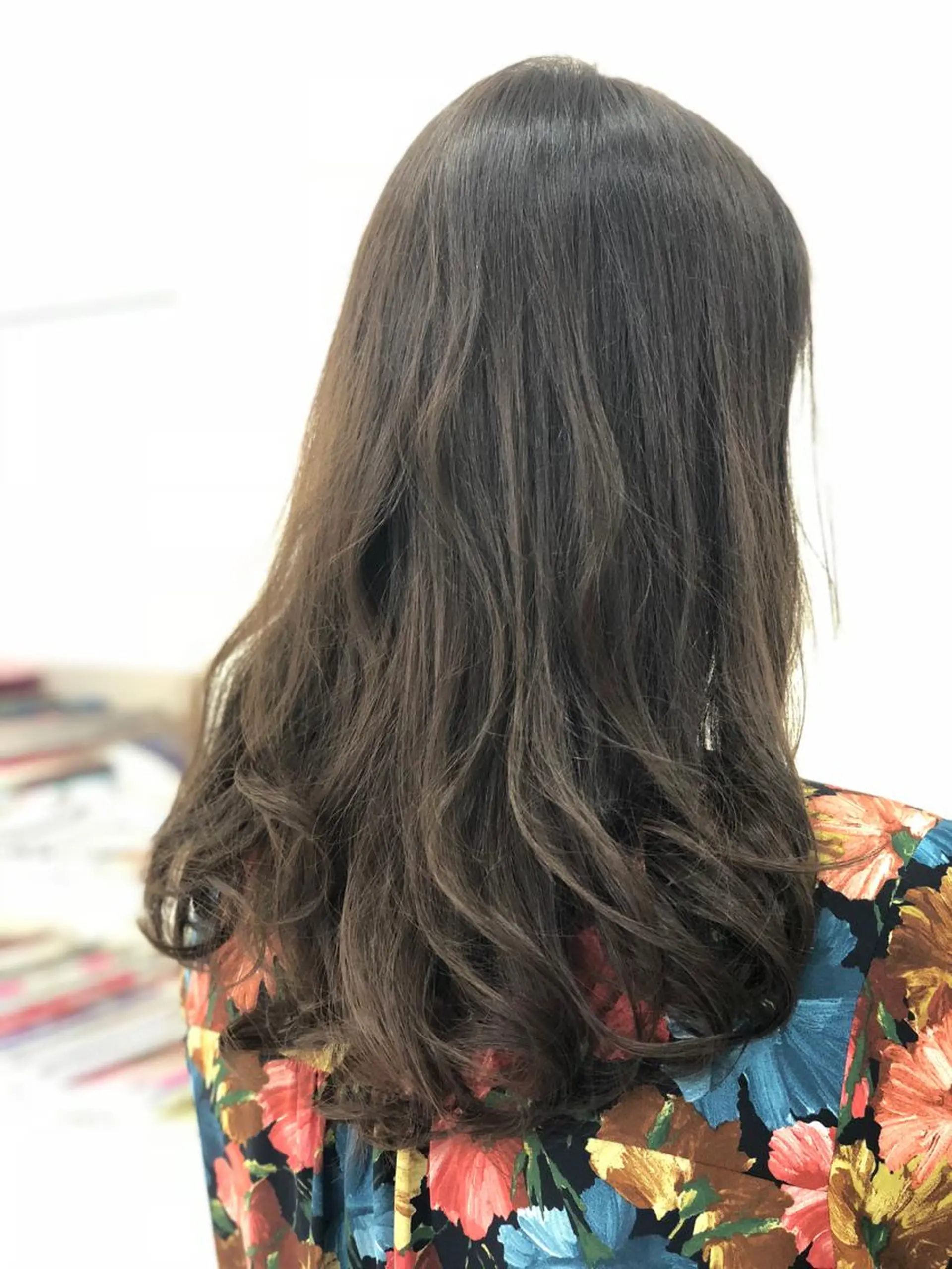 セミロング カラー イルミナカラー hair Freak所属・佐藤 祥太のヘアスタイル