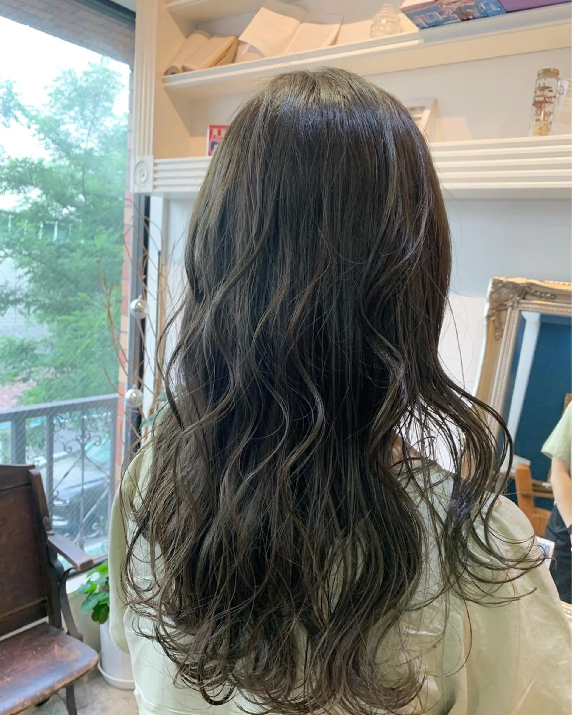 ロング ヘアカラー トリートメント ヘッドスパ ヘアセット 山口 竣也のヘアスタイル