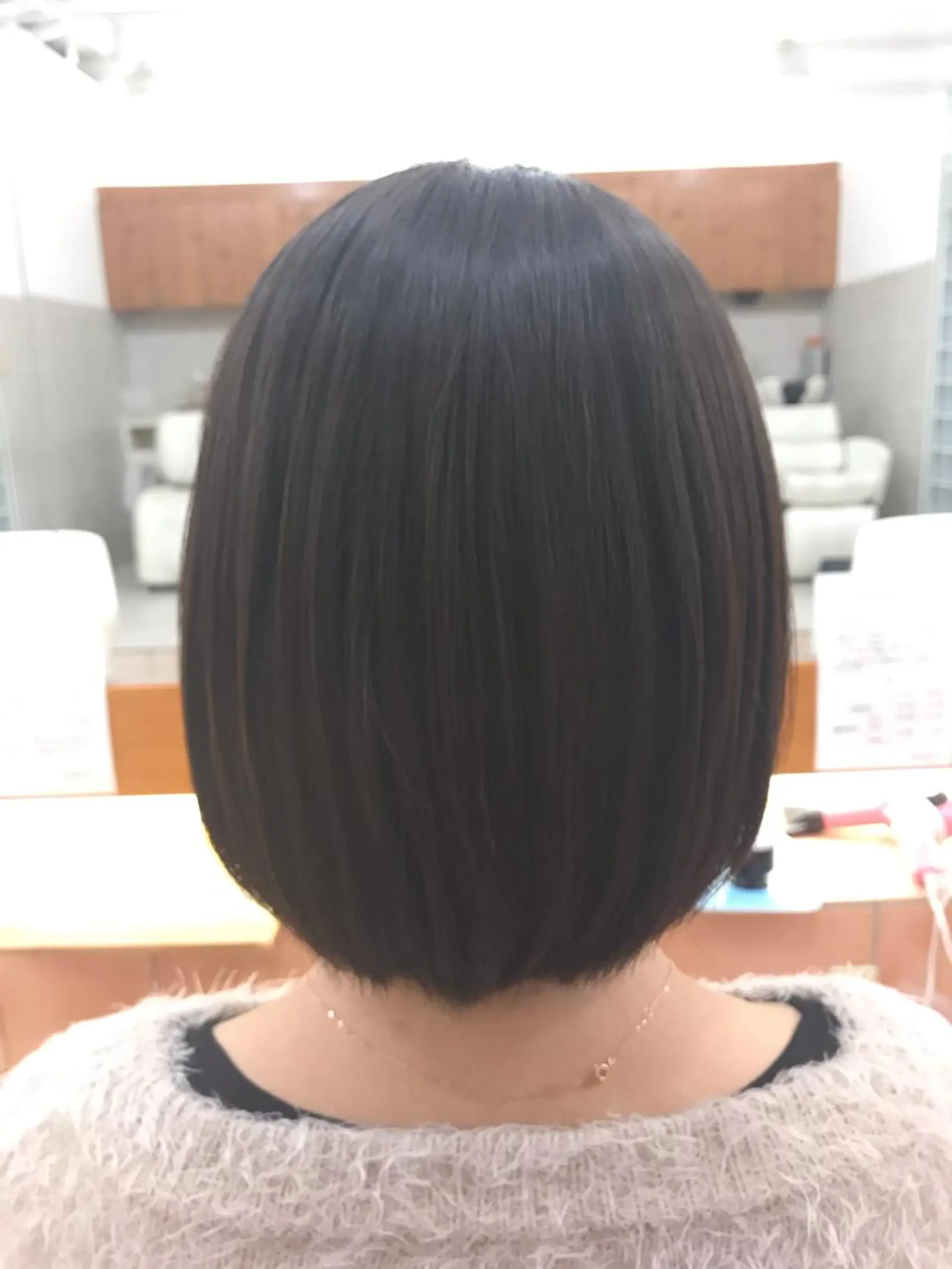 ショート カラー レイヤーカット・ 縮毛矯正 星野のヘアスタイル