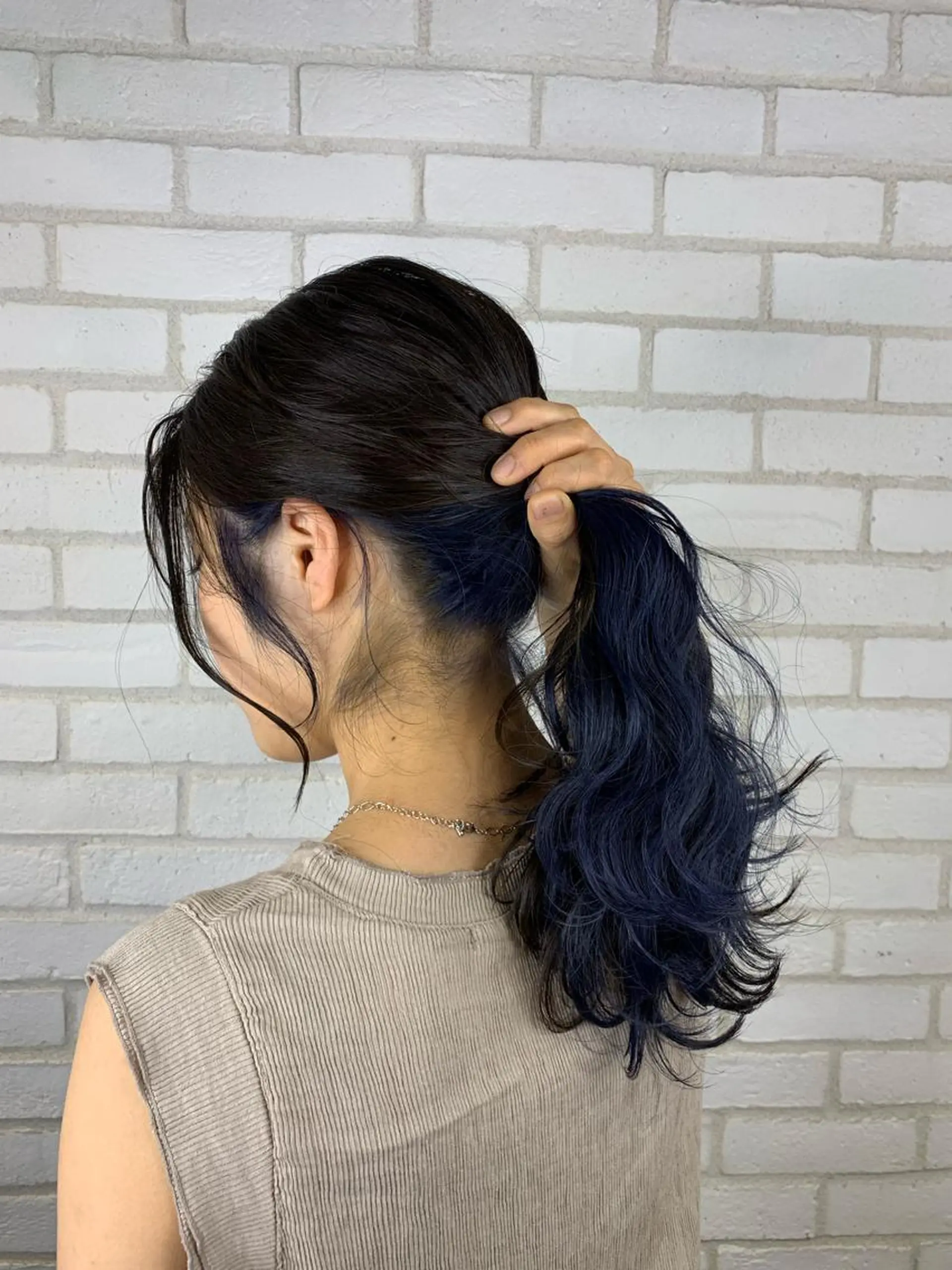 セミロング カラー ブリーチ ブルーカラー カット ヘアカラー トリートメント she2.shinjuku所属・顧客様専用予約 新規予約不可のヘアスタイル