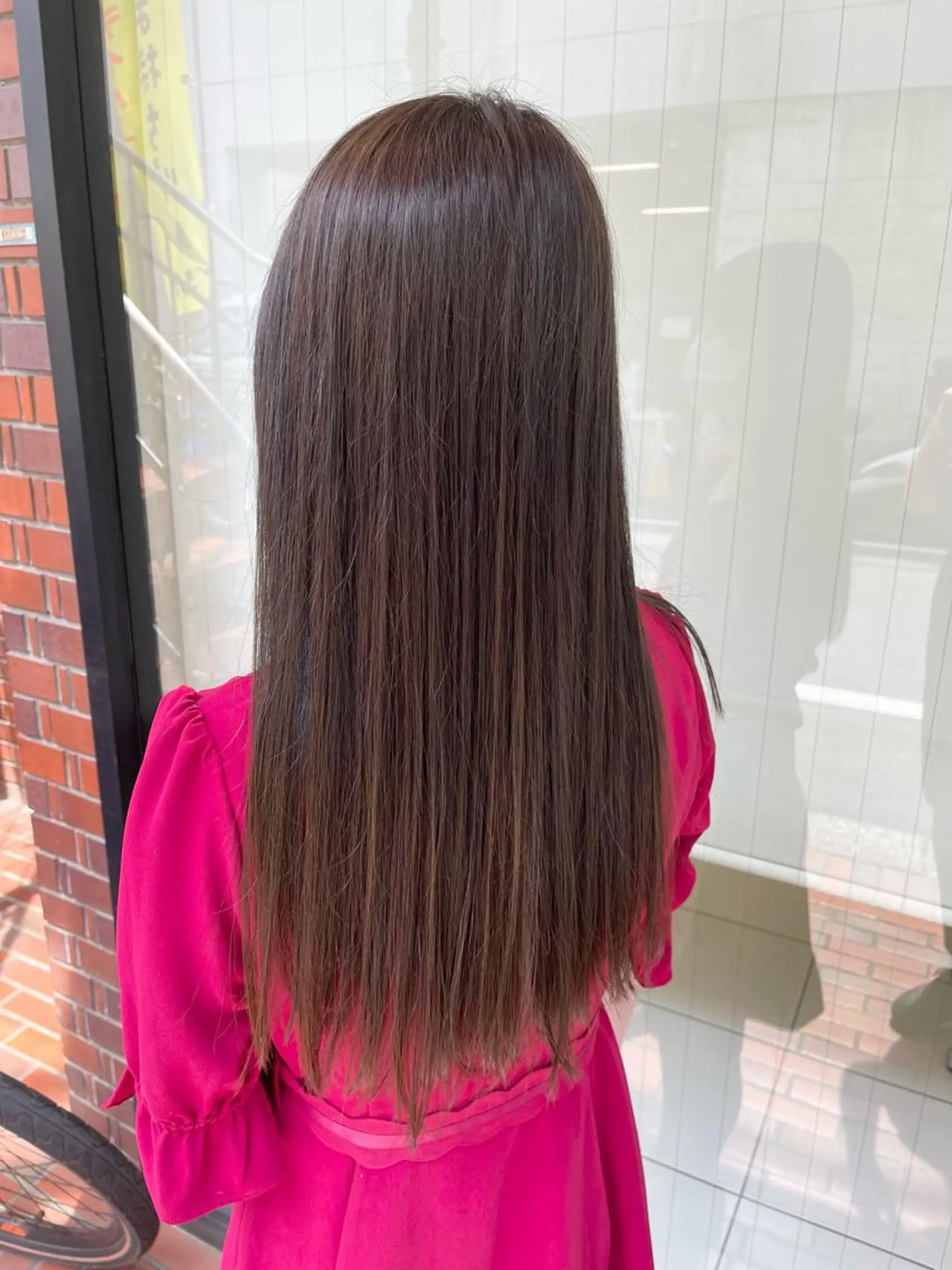 ロング カラー ヘアアレンジ ブラウンカラー ヘアカラー brut(ブリュット)所属・秋葉 一郎のヘアスタイル
