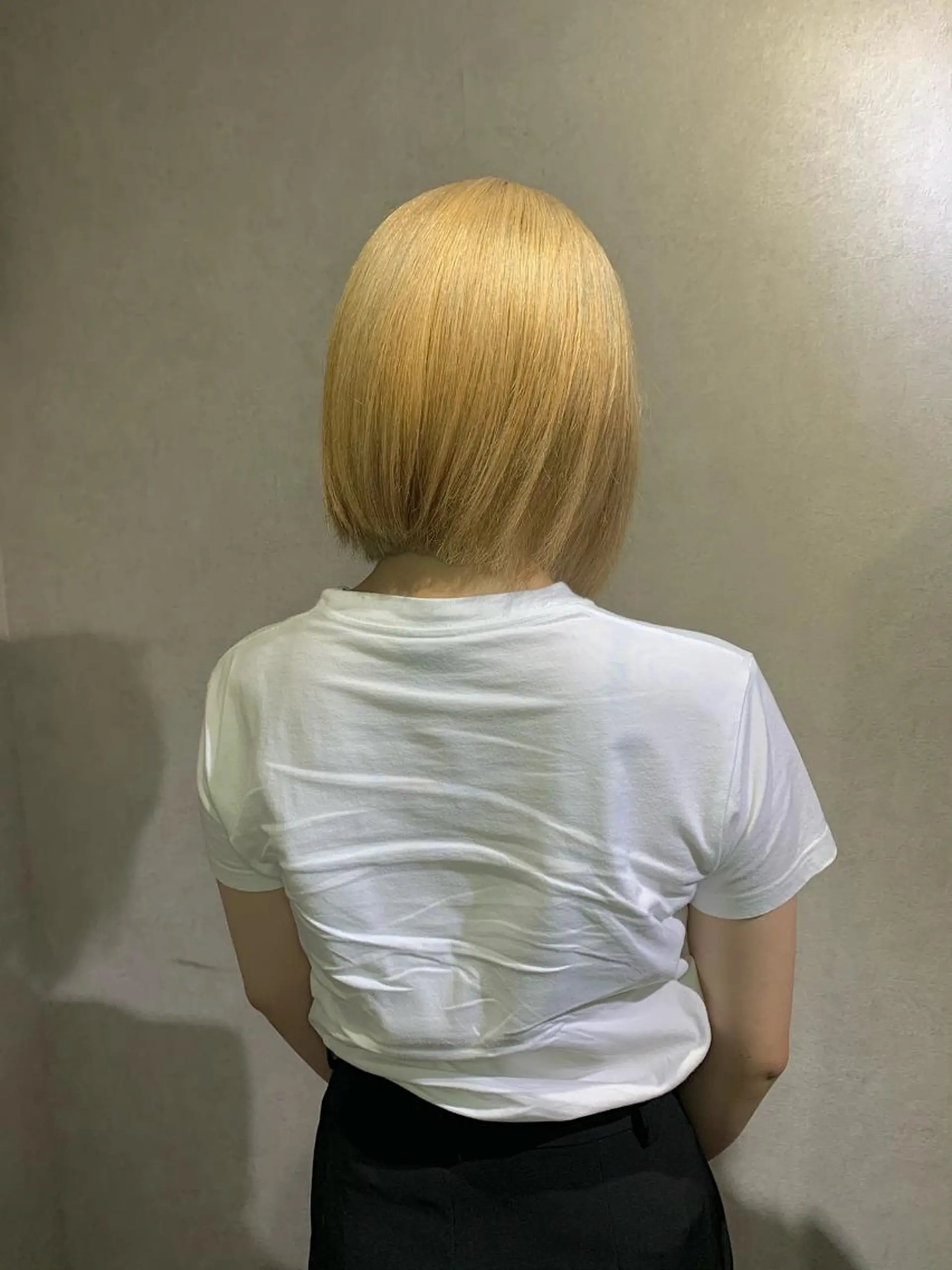 ショート カラー ブロンド 【全席個室サロン】髪 質改善/IBUKIのヘアスタイル