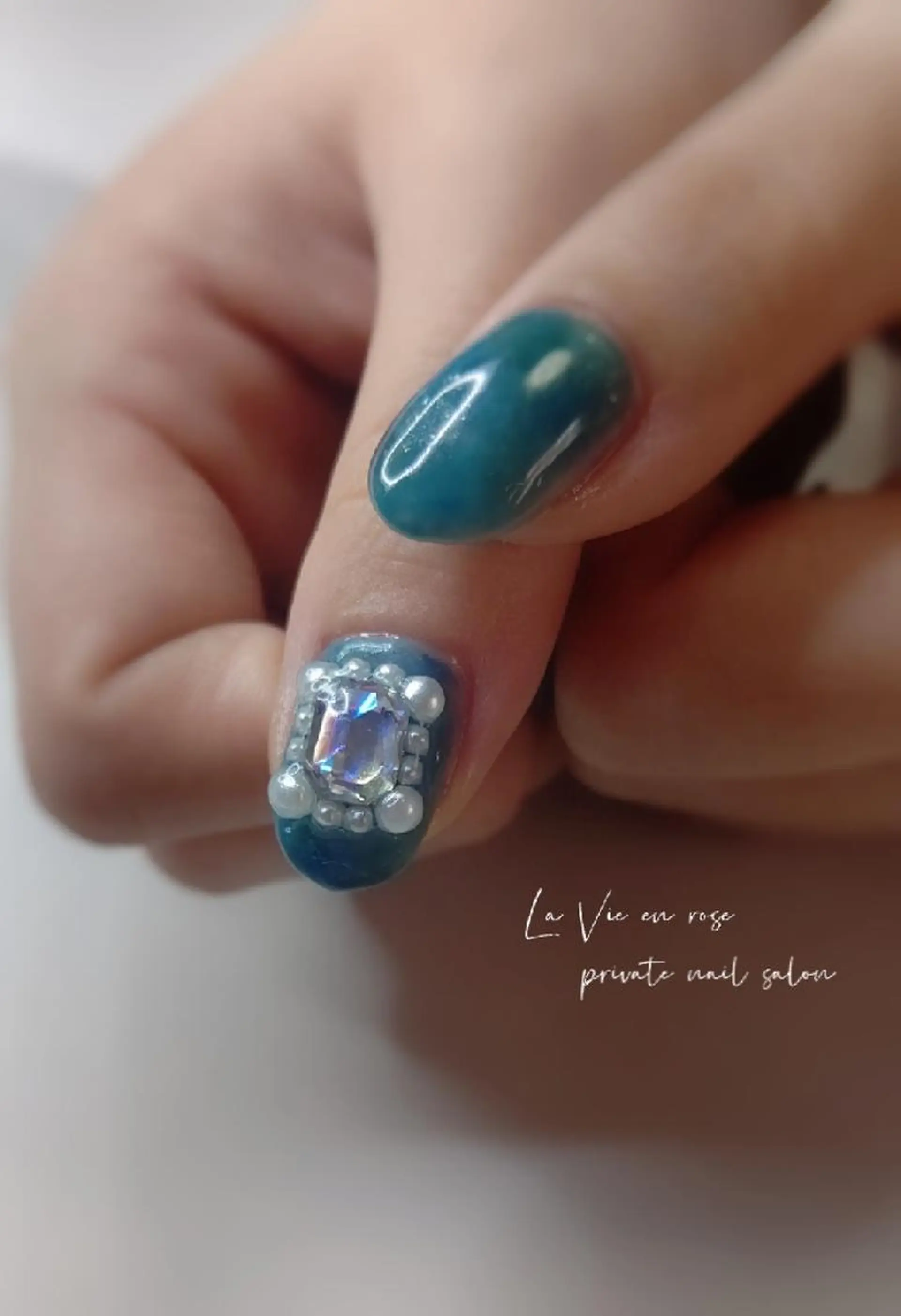 ネイル 韓国ネイル ラヴィアン ローズのネイルデザイン