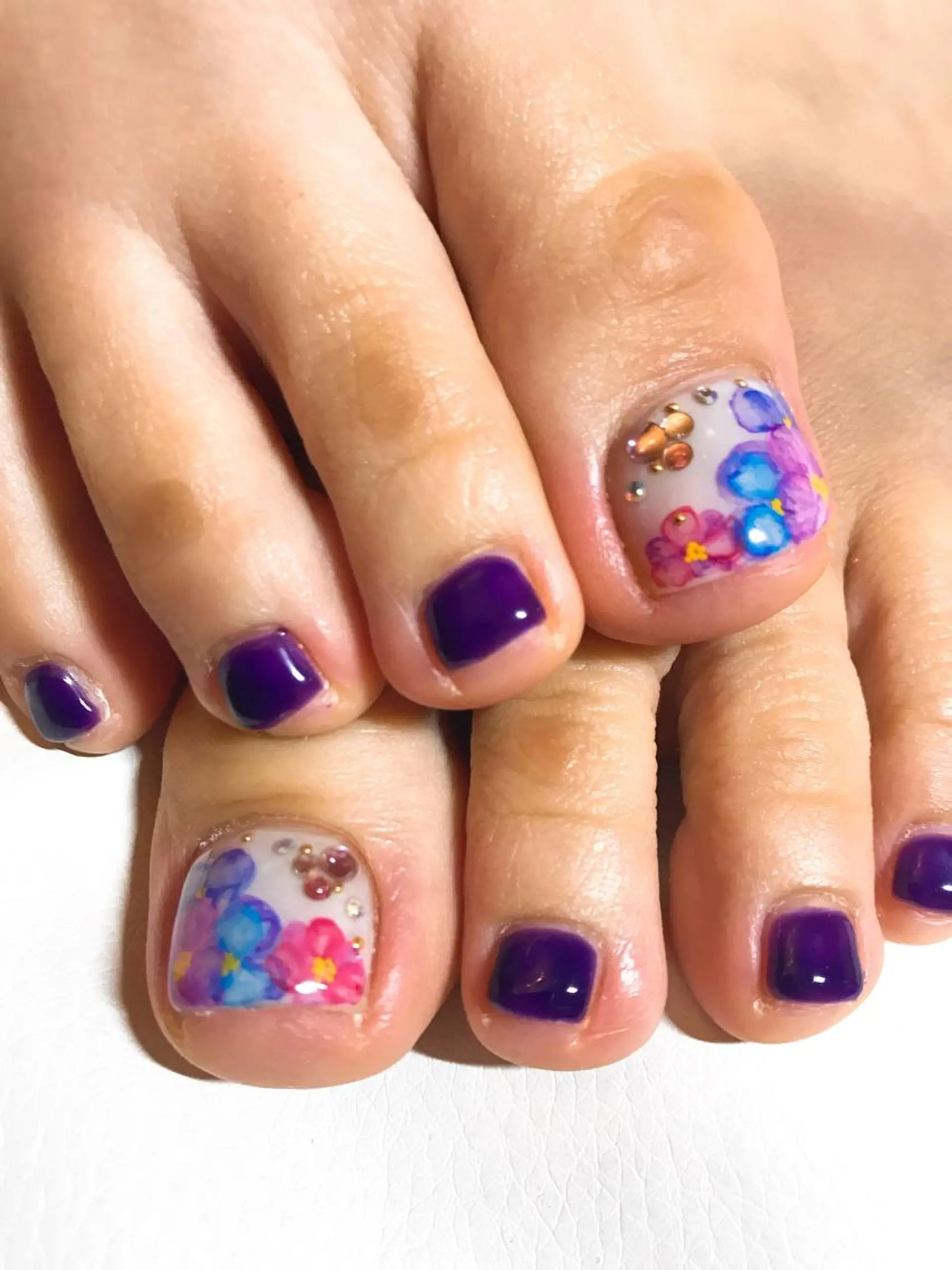 ネイル アートネイル フラワーネイル フットネイル 木槿所属・吉冨 光恵のネイルデザイン