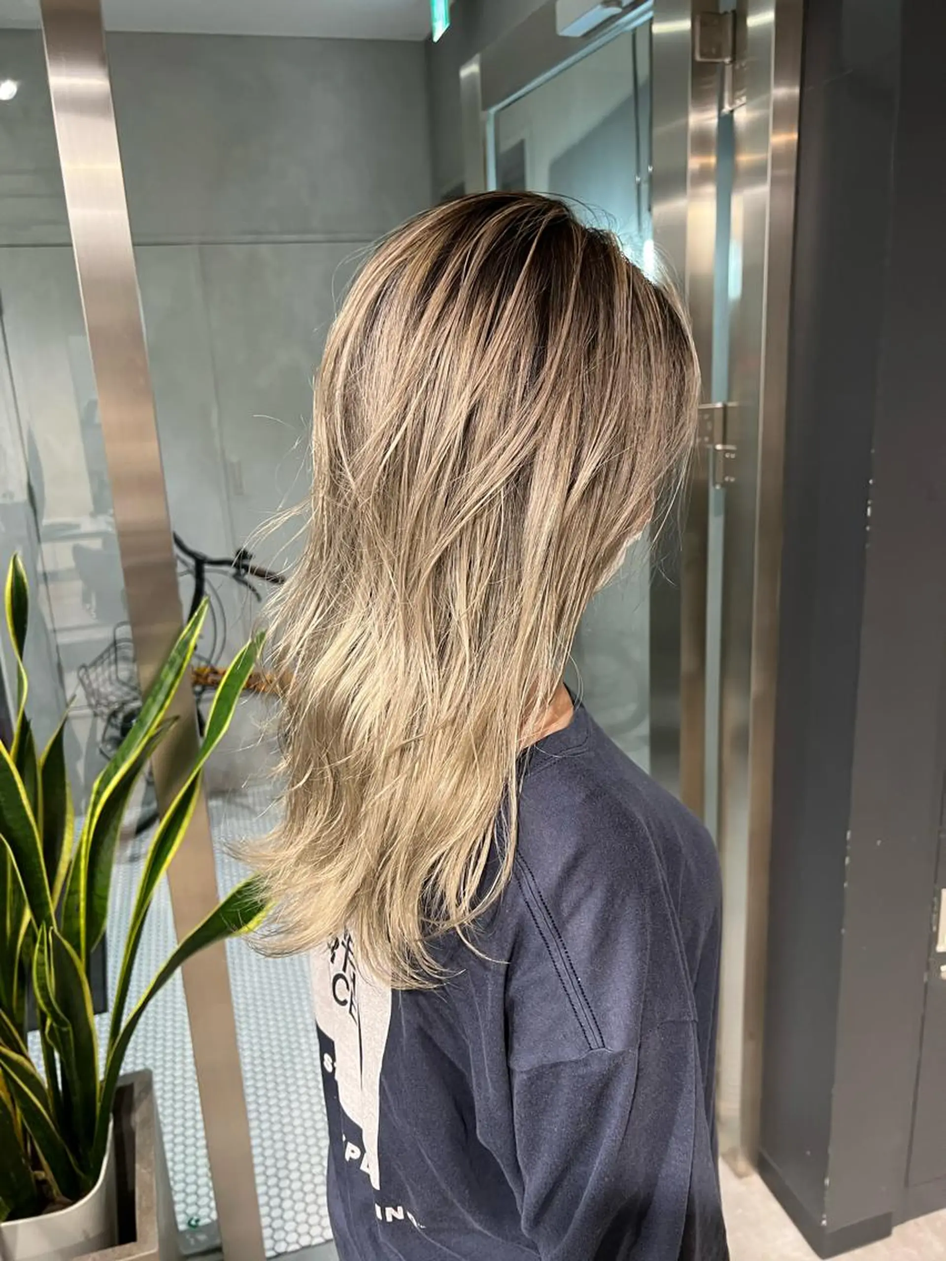 ロング カラー nishido ハイライト/メンズのヘアスタイル