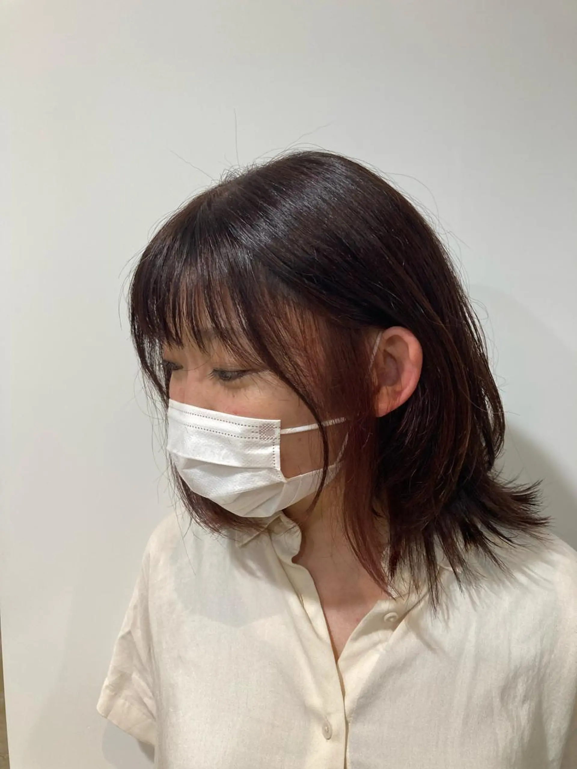 ミディアム 阪口 依美奈のヘアスタイル