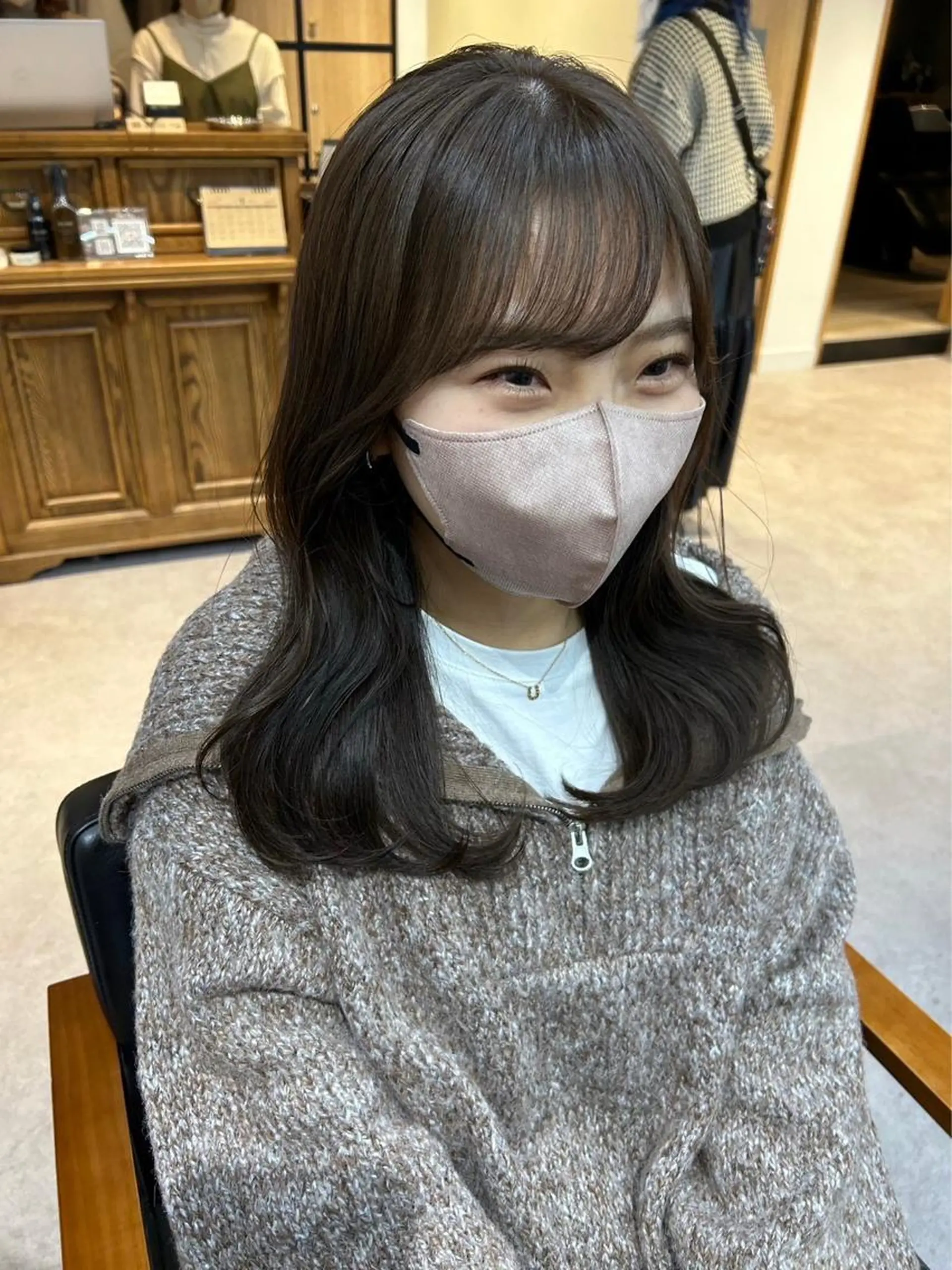 ミディアム 🤎ベージュカラー 🐶メンズパーマの眉毛・アイブロウイメージ