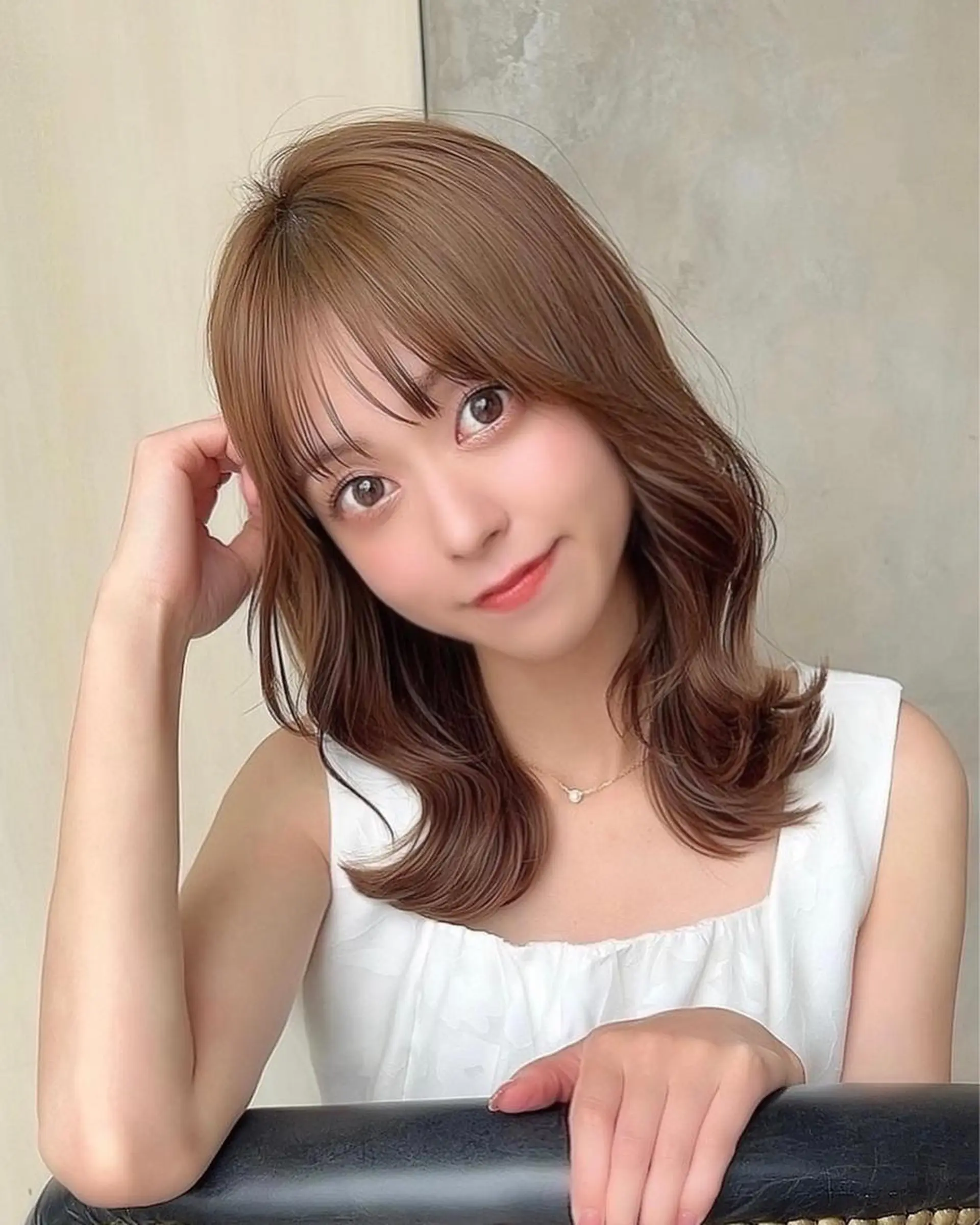 ミディアム くびれヘア 髪質改善 縮毛矯正 ヘアカラー トリートメント 🧡くびれヘア/前髪 顔周り🧡久原結衣のヘアスタイル