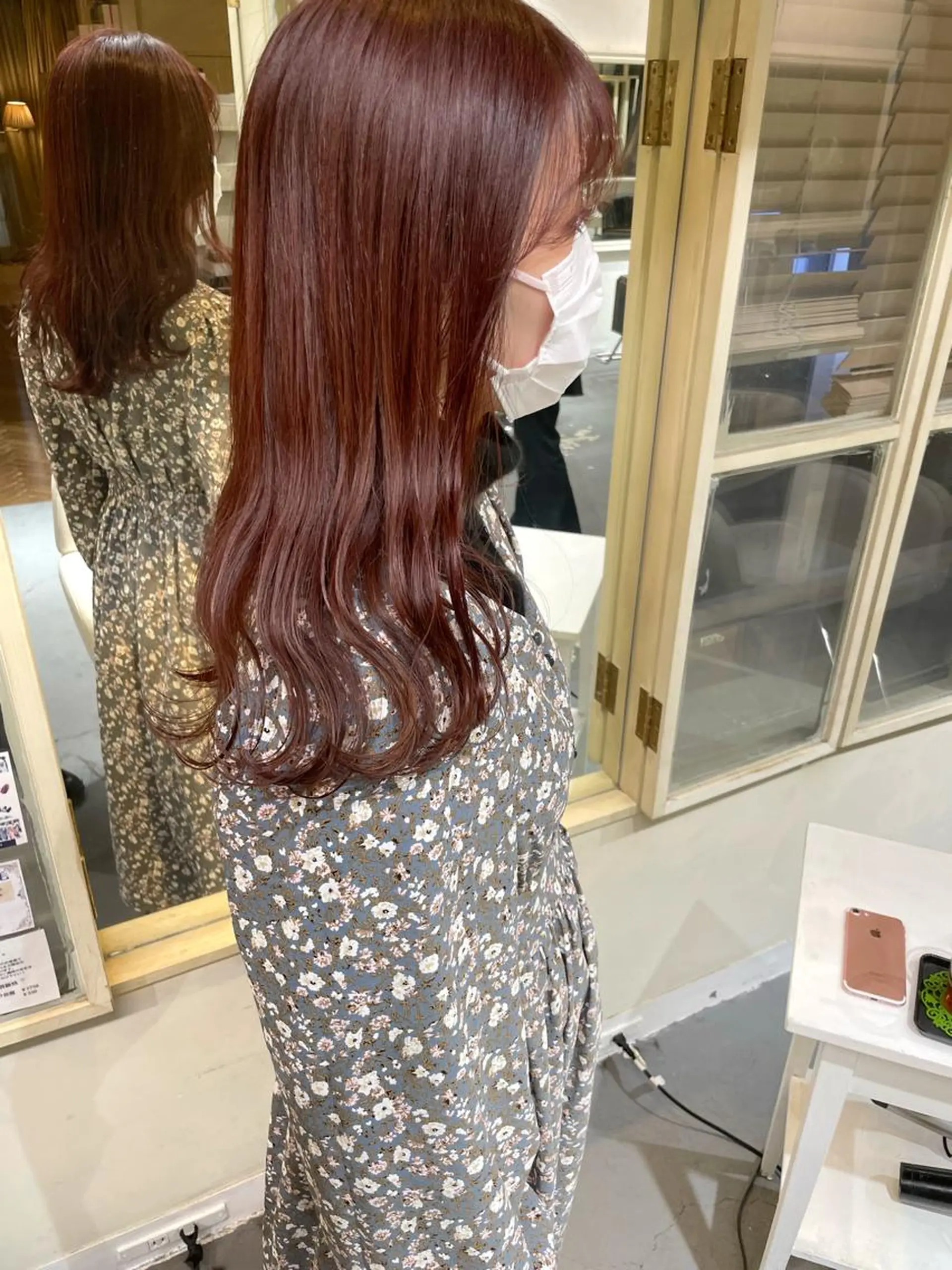 セミロング カラー ヘアカラー ぱつっとボブ 古家 佑真のヘアスタイル