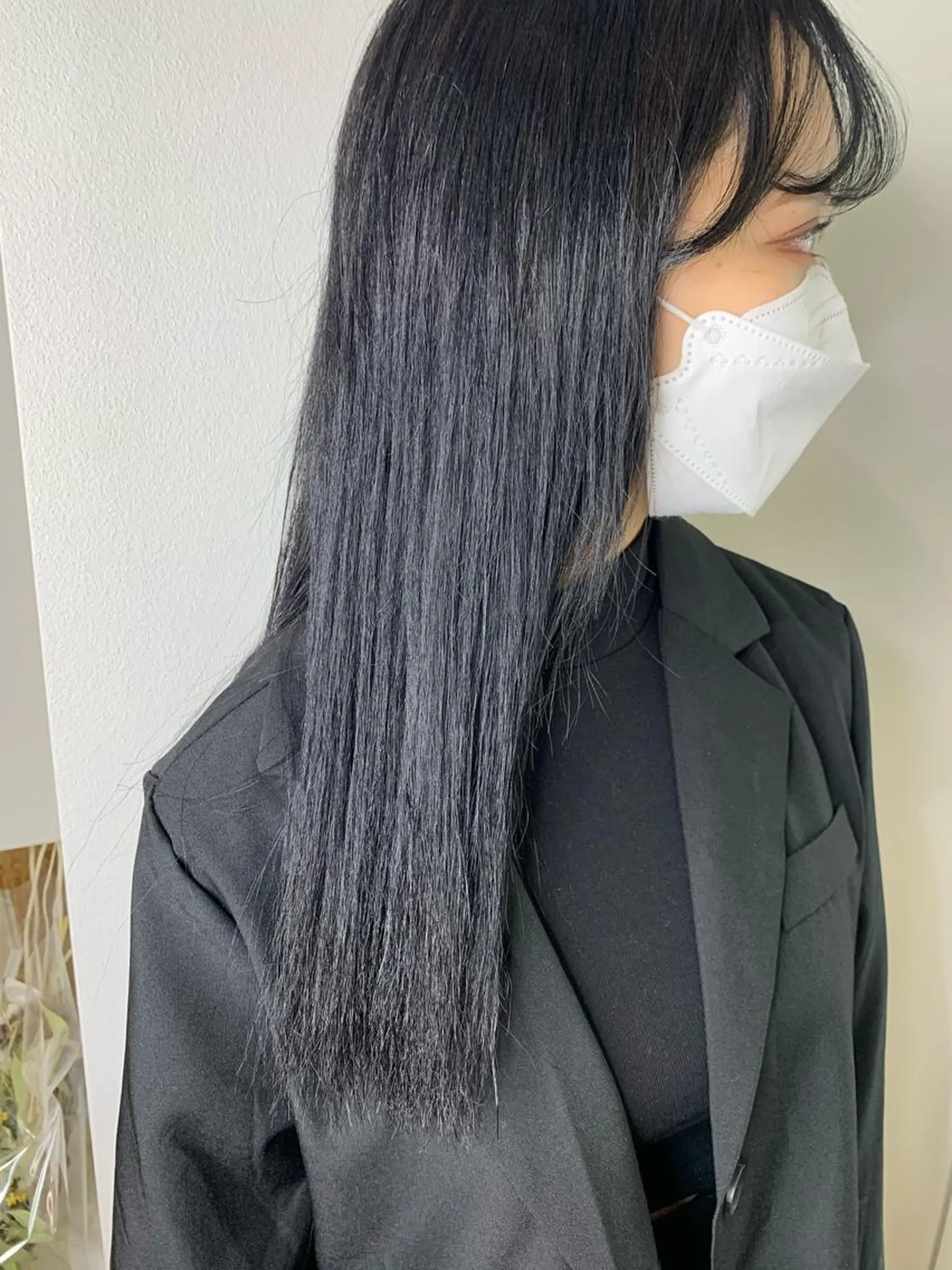 ロング カラー ブリーチ グレージュ カット 縮毛矯正 トリートメント ﾖｼﾅｶﾞﾏﾕ🦕 透明感カラーのヘアスタイル