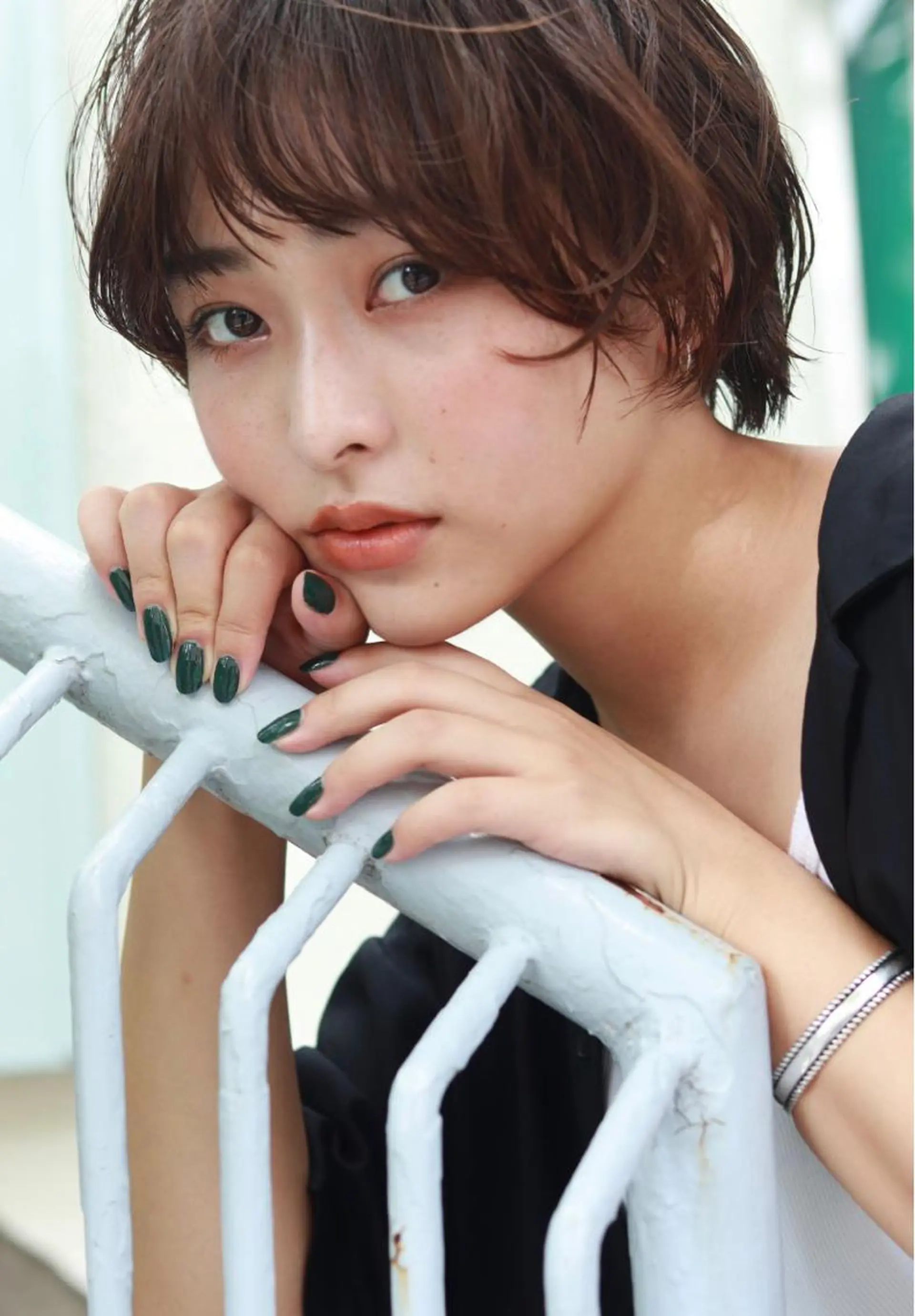 ショート THE DAY所属・AKI HASHIMOTOのヘアスタイル