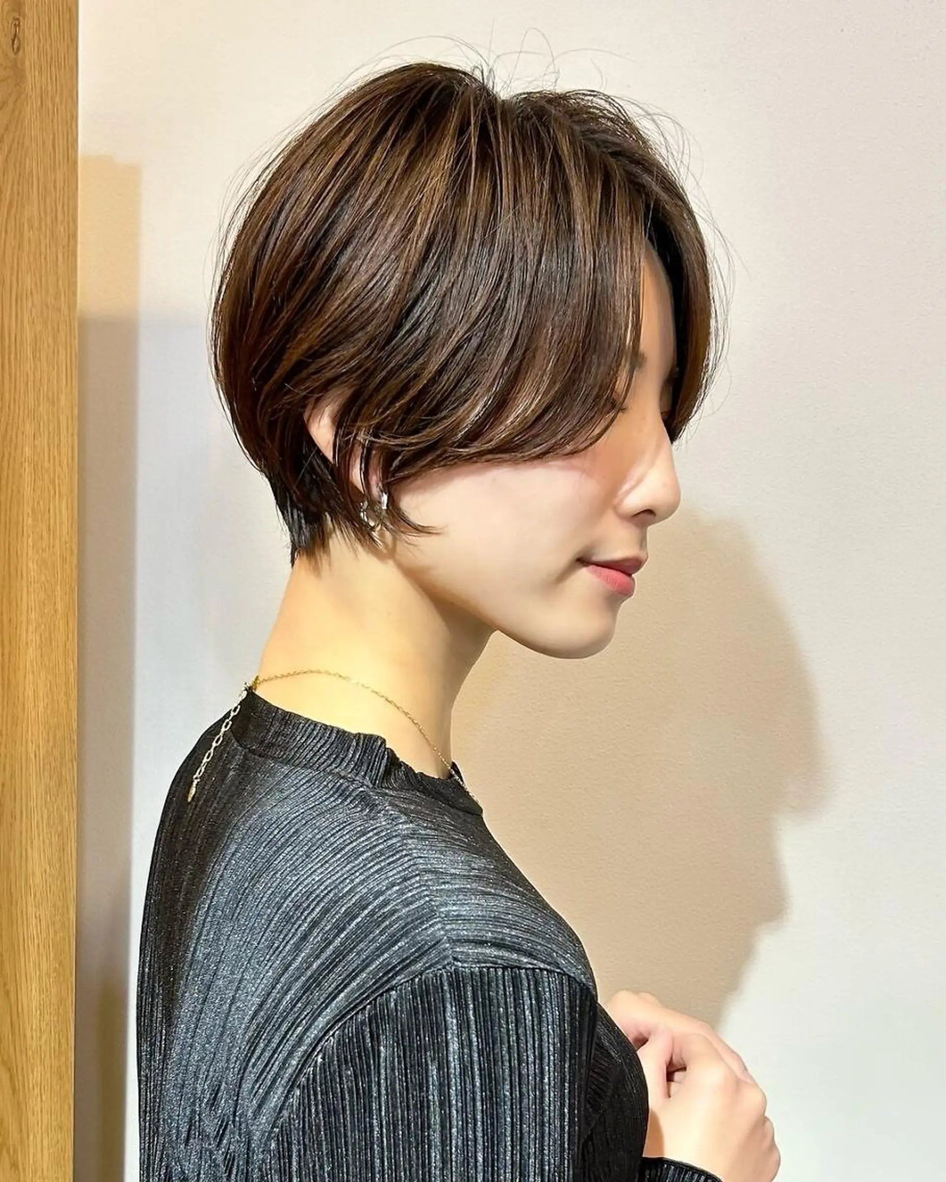 ショート ioe 茶屋町のヘアスタイル