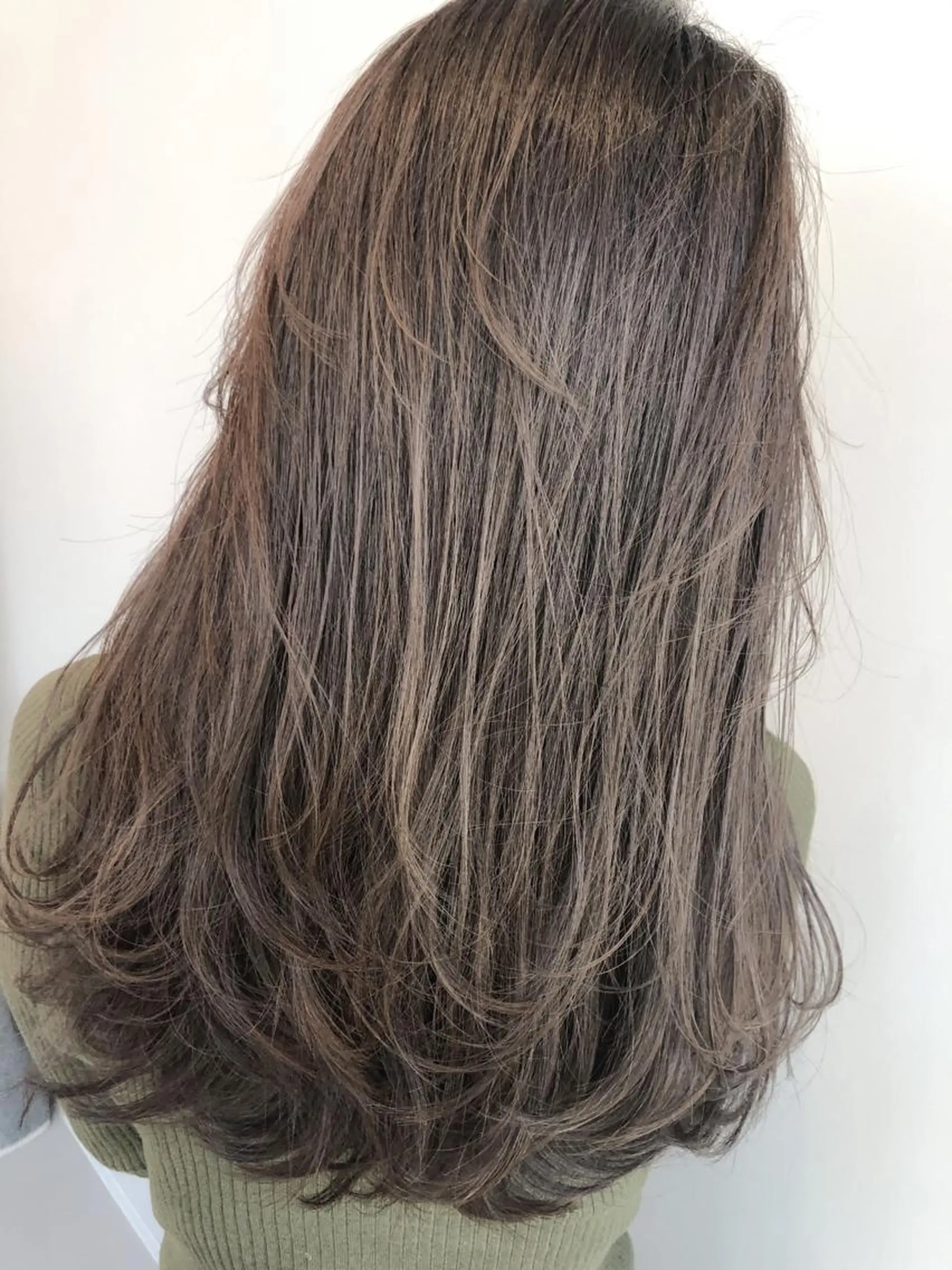 セミロング カット ヘアカラー MORE所属・MORE栄 野田航生のヘアスタイル