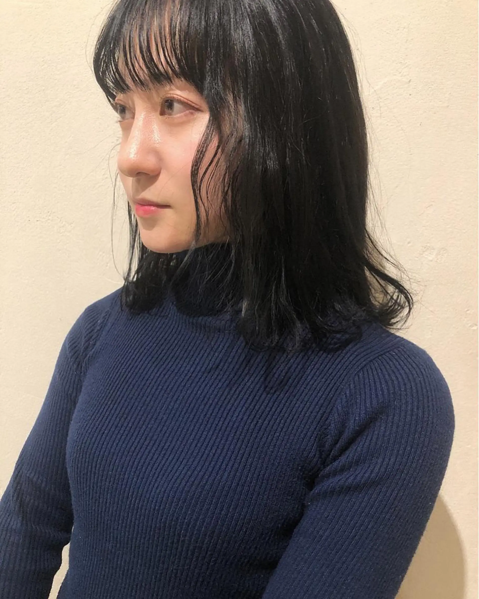 ミディアム レイヤーカット/ 透明感カラーmikuのヘアスタイル