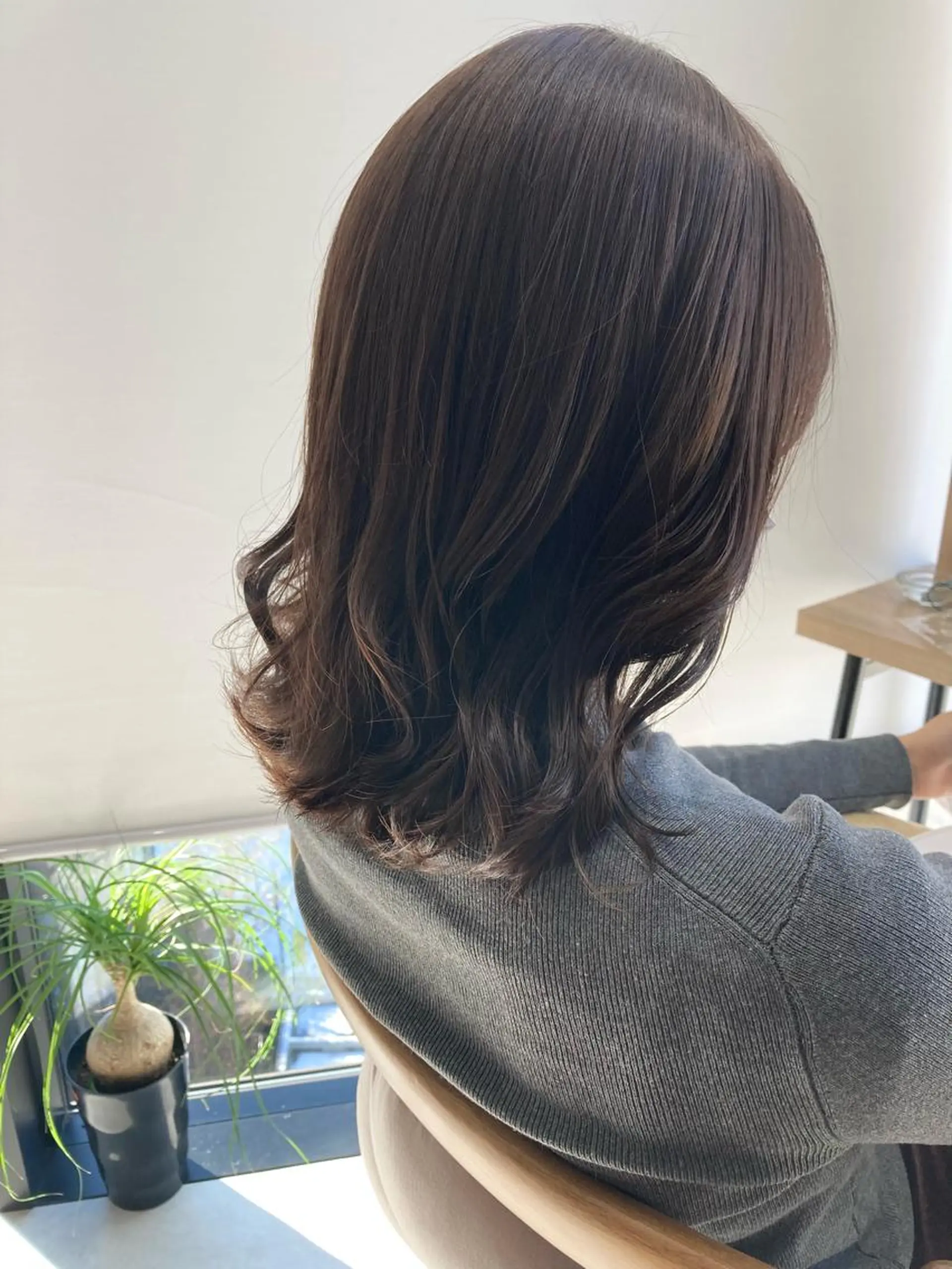 ミディアム カット ヘアカラー トリートメント ✨色持ちの良い艶 カラー✨蟹江真世のヘアスタイル