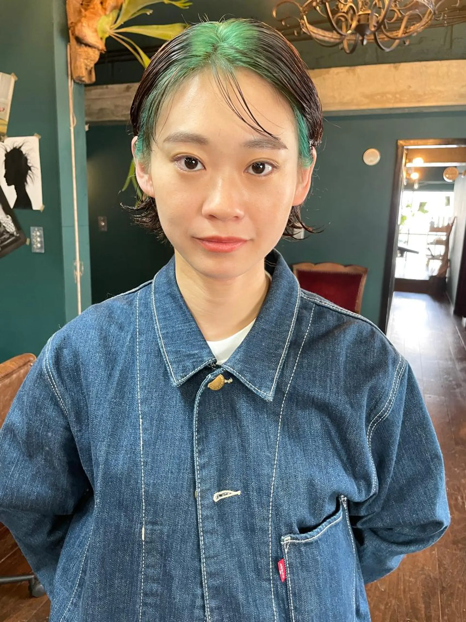 ミディアム カット ヘアカラー トリートメント vivre libre所属・vivre libreのヘアスタイル