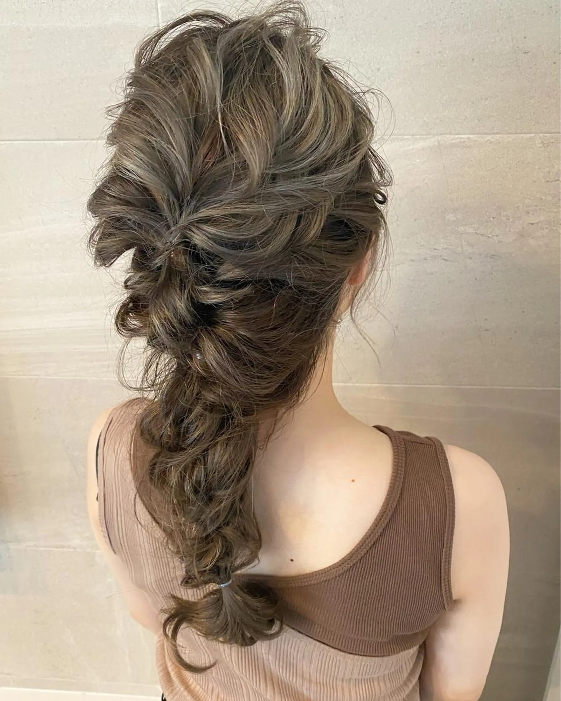 ロング ヘアアレンジ ヘアセット 玉木 育実のヘアスタイル