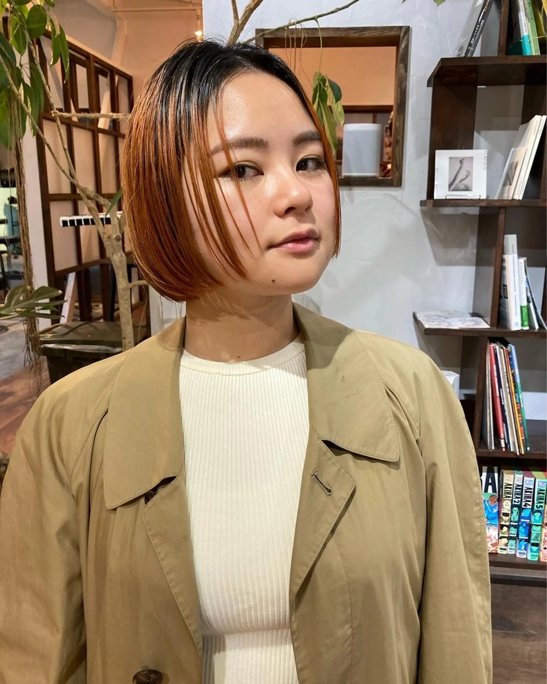 ショート カット ヘアカラー 金田 夏野のヘアスタイル