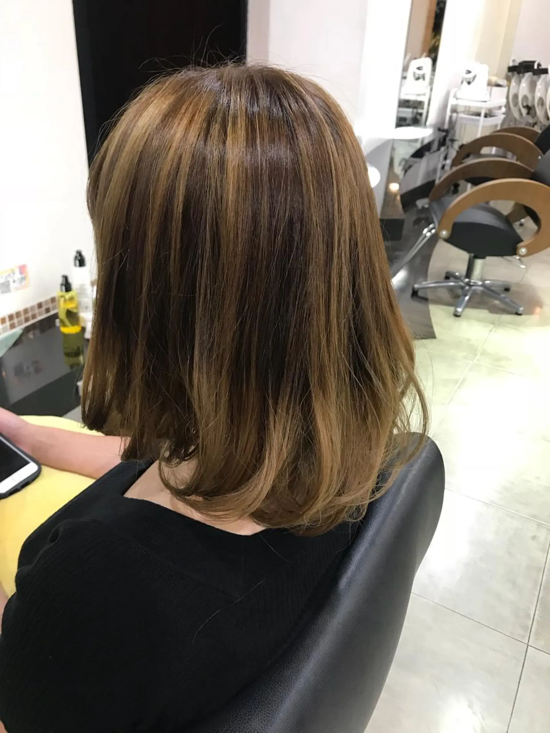 ミディアム カラー ヘアアレンジ アッシュ バレイヤージュ レイヤーカット DISCOHAIRsanc（ルジャルダン町田）所属・烏山 達也のヘアスタイル
