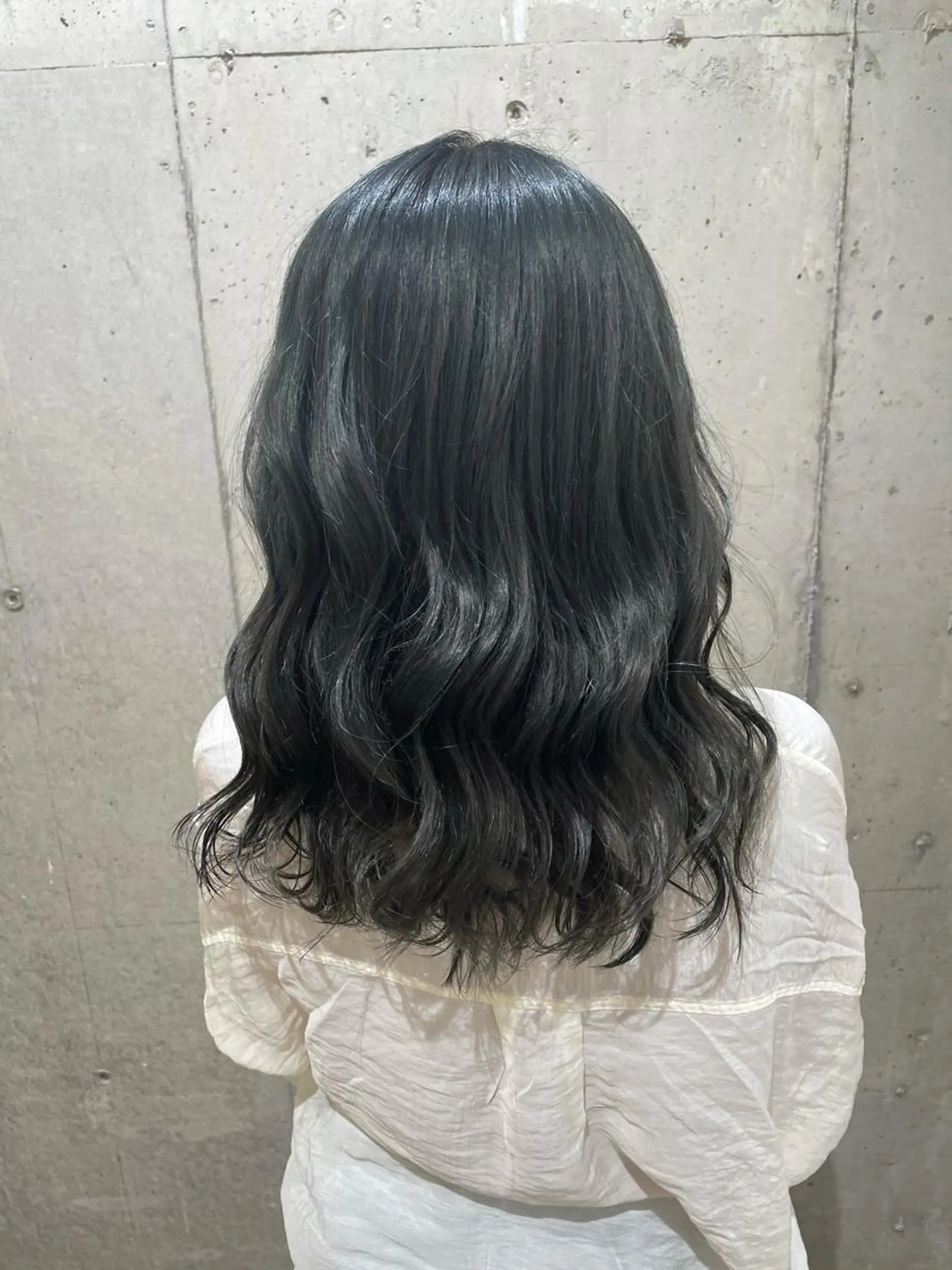 セミロング カラー ヘアカラー hair'sBEAU LiEn所属・山本 愛永のヘアスタイル