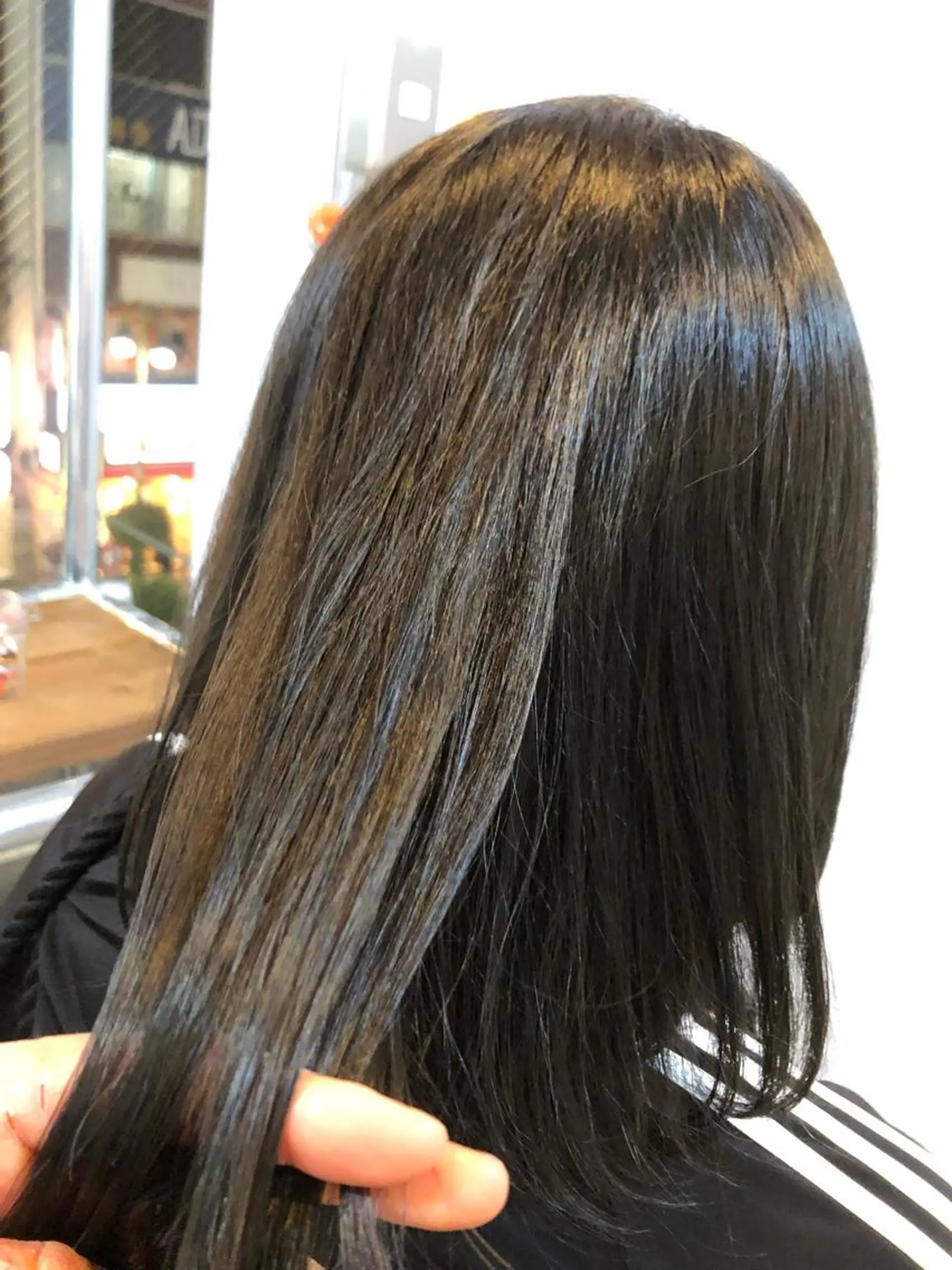 ミディアム カラー ブルーカラー ブルージュ ハイライトカラー ハイライト 宮下 愛璃紗のヘアスタイル