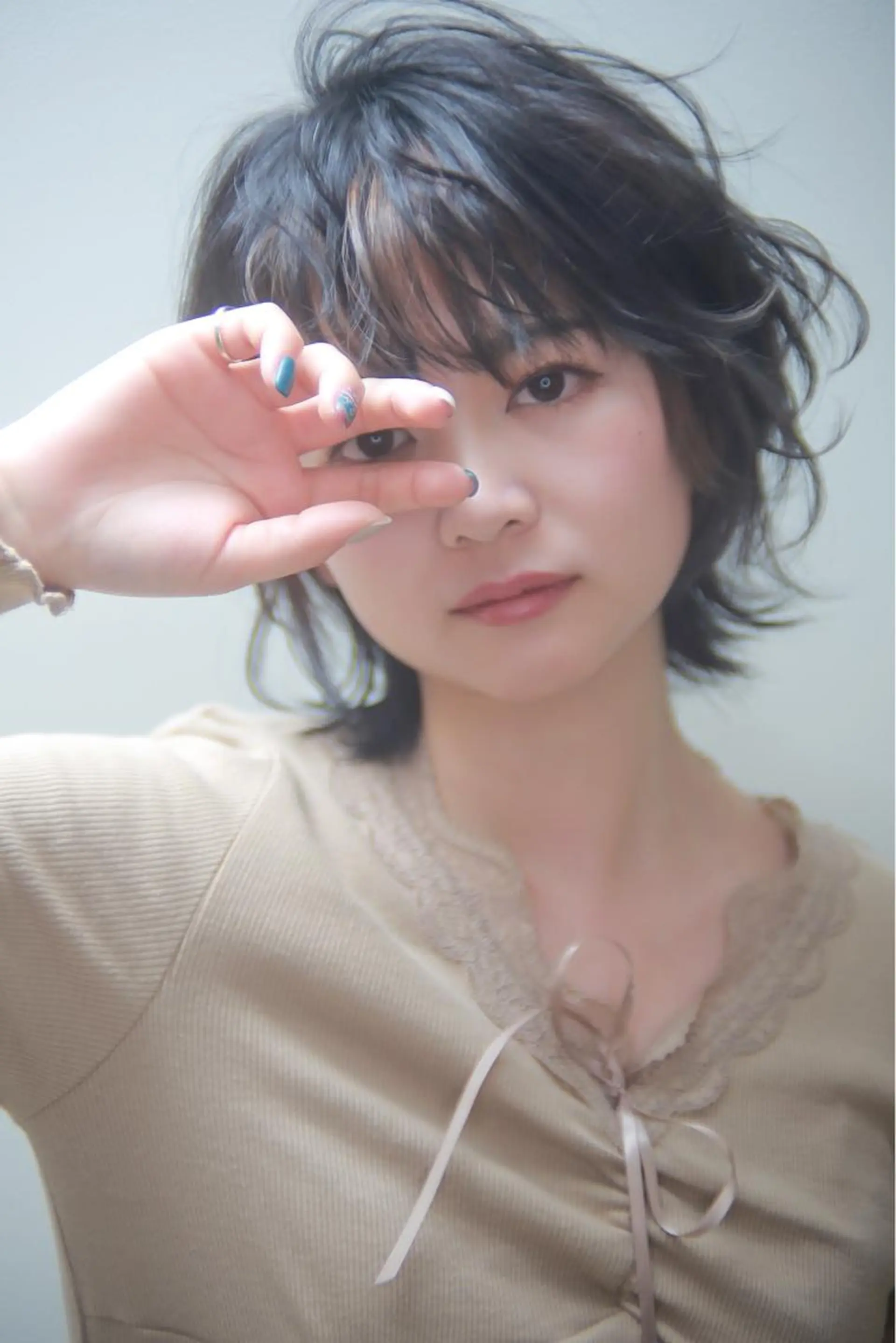 ショート カラー 伊藤 裕貴のヘアスタイル