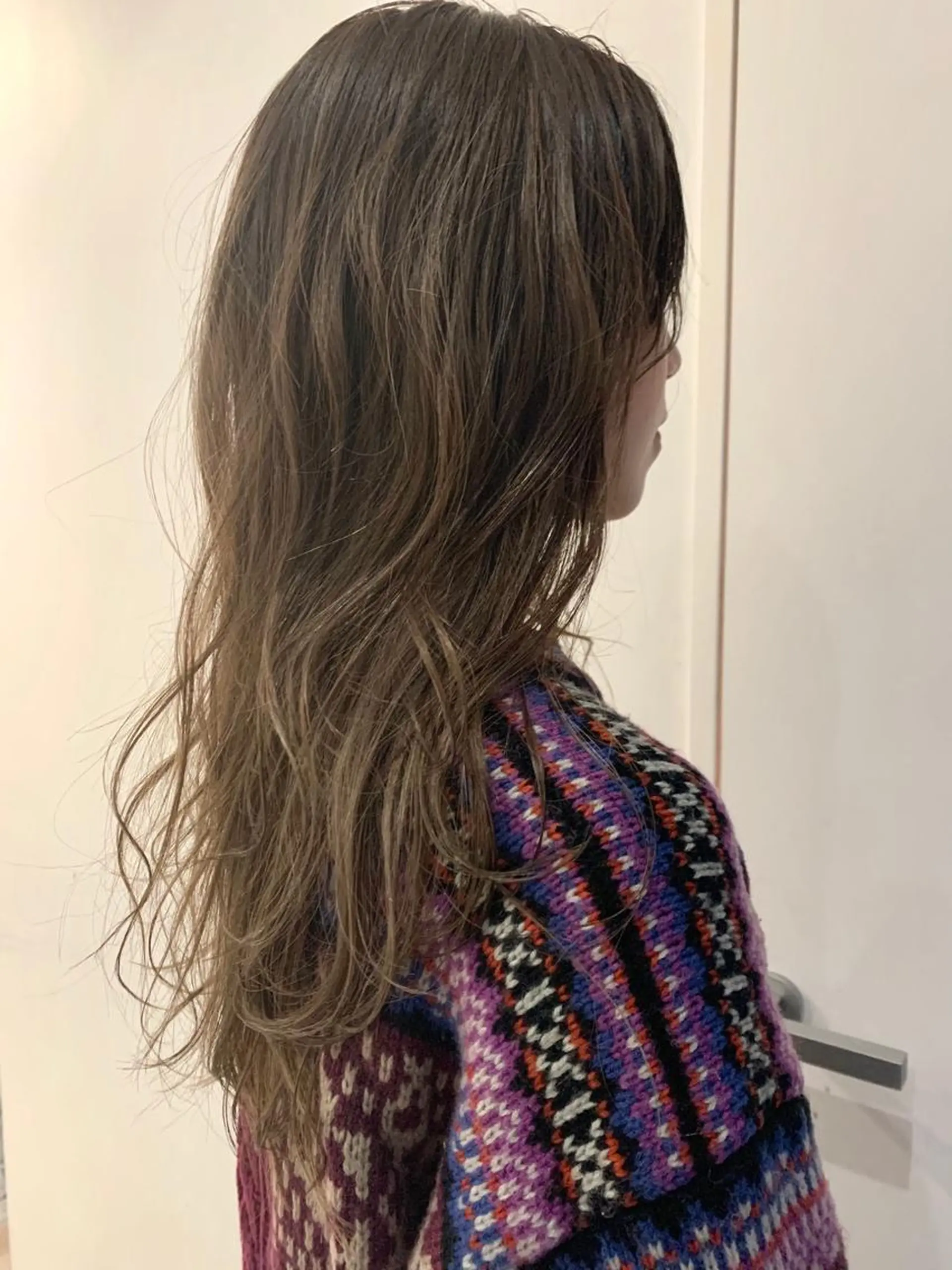 カラー 黒髪 ブリーチ グラデーションカラー グレージュ ハイライトカラー 🌈パーマスタイル 🌈NARUMIのヘアスタイル