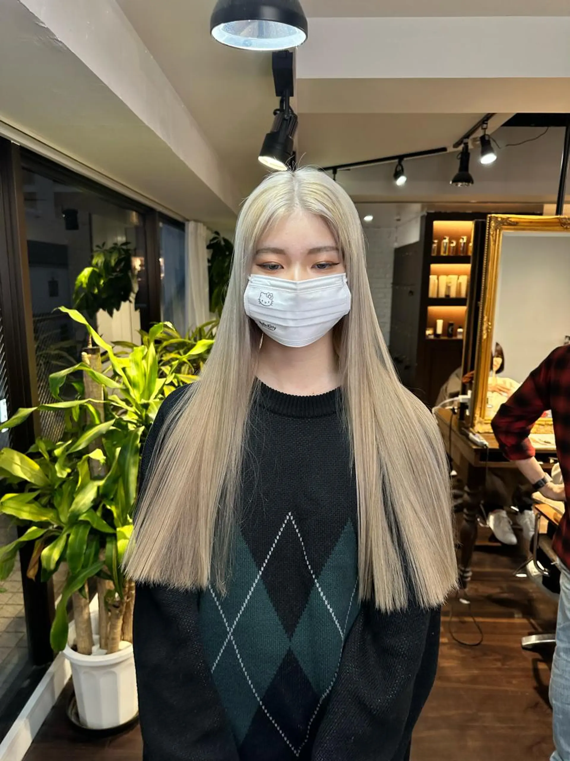 ロング カラー アディクシーカラー ブリーチ ケアブリーチ デザインカラー ハイトーンカラー カット ヘアカラー トリートメント レイヤーカット ケラチン/Kaitoのヘアスタイル