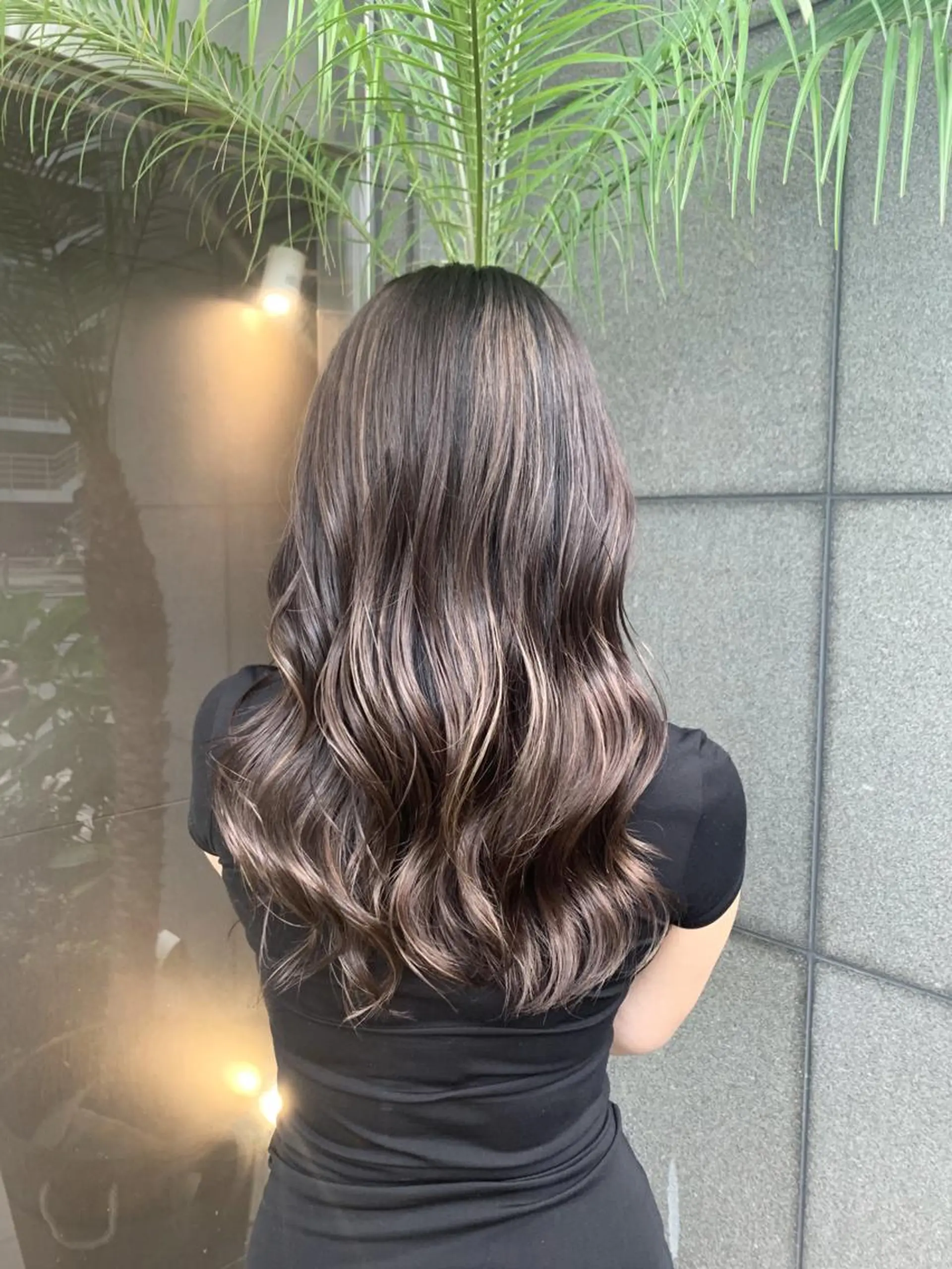 セミロング ハイライト レイヤー×縮毛矯正 深見 拓のヘアスタイル