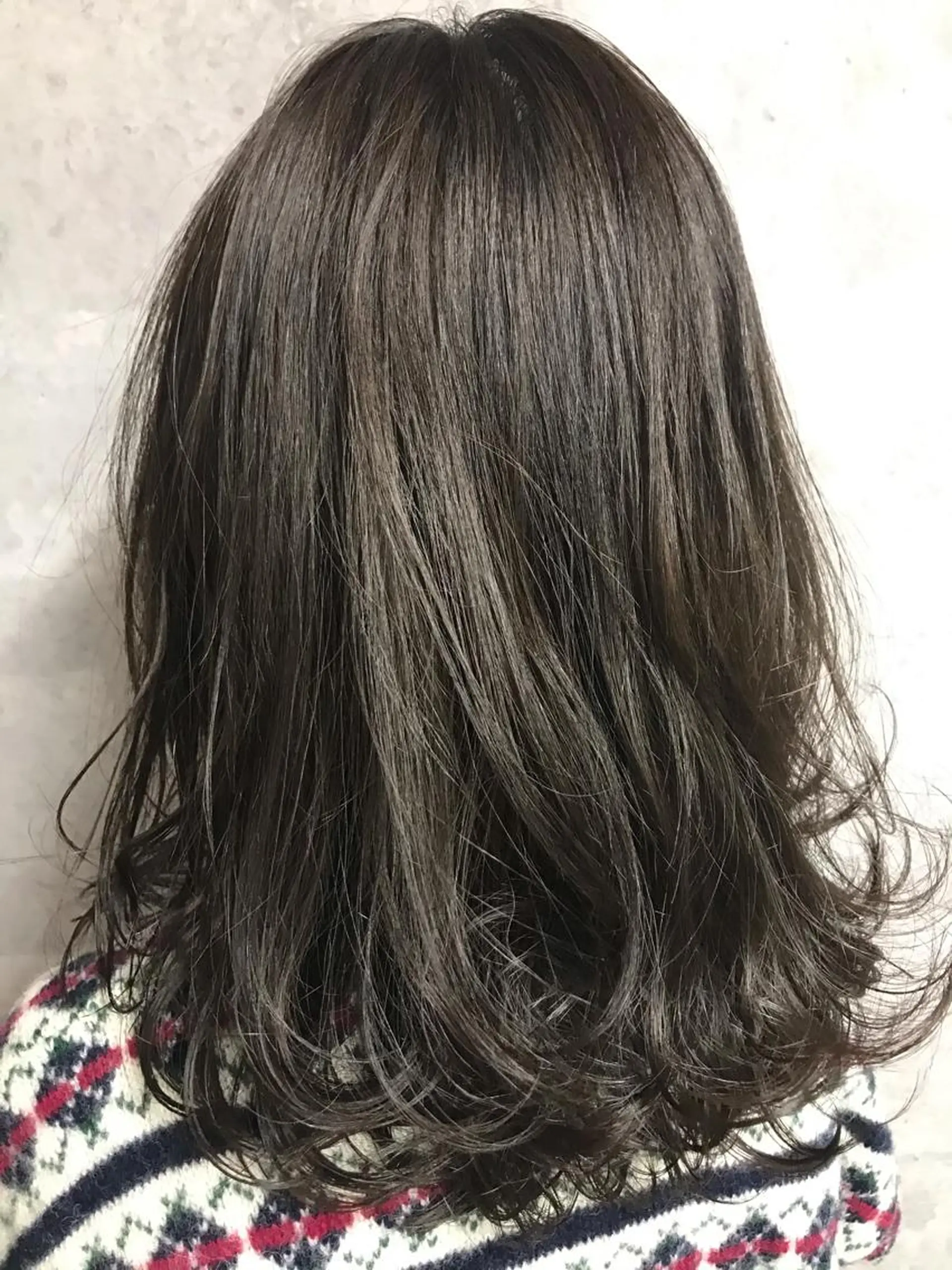 ミディアム カラー グレージュ カーキグレージュ カット ヘアカラー トリートメント 久保亮太 /大人ショートのヘアスタイル