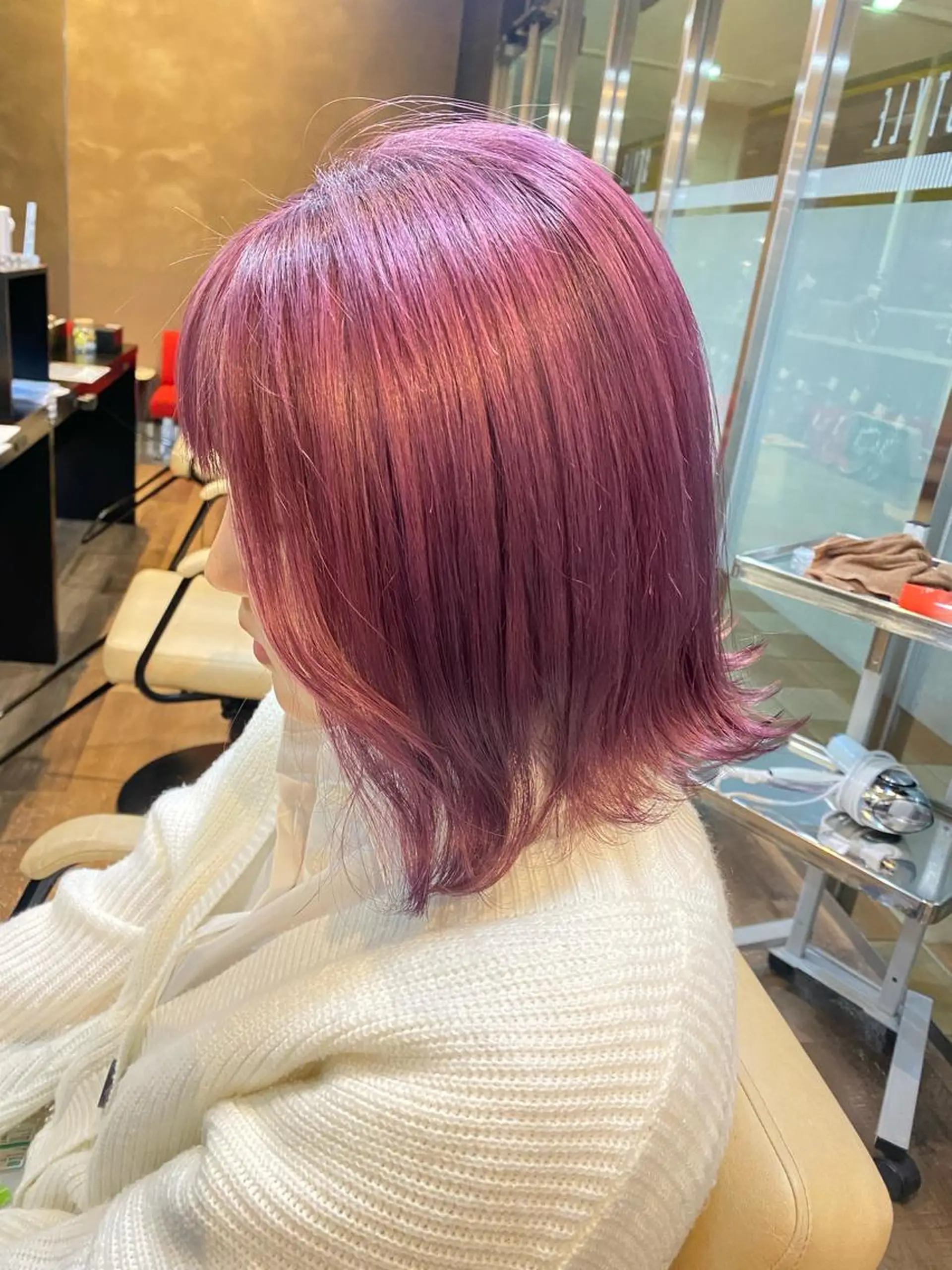 ショート カラー ラベンダーカラー ピンクカラー ピンクラベンダー STYLE所属・山本 勝巳のヘアスタイル