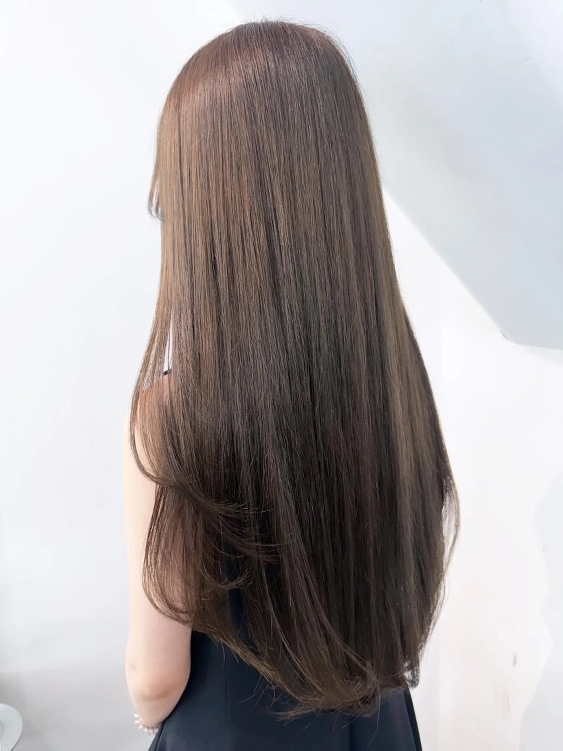 セミロング カラー グレージュ 顔まわりレイヤー 顔周りカット 韓国風ヘア レイヤーカット カット ヘアカラー トリートメント ITbyALBUM 下北沢店のヘアスタイル