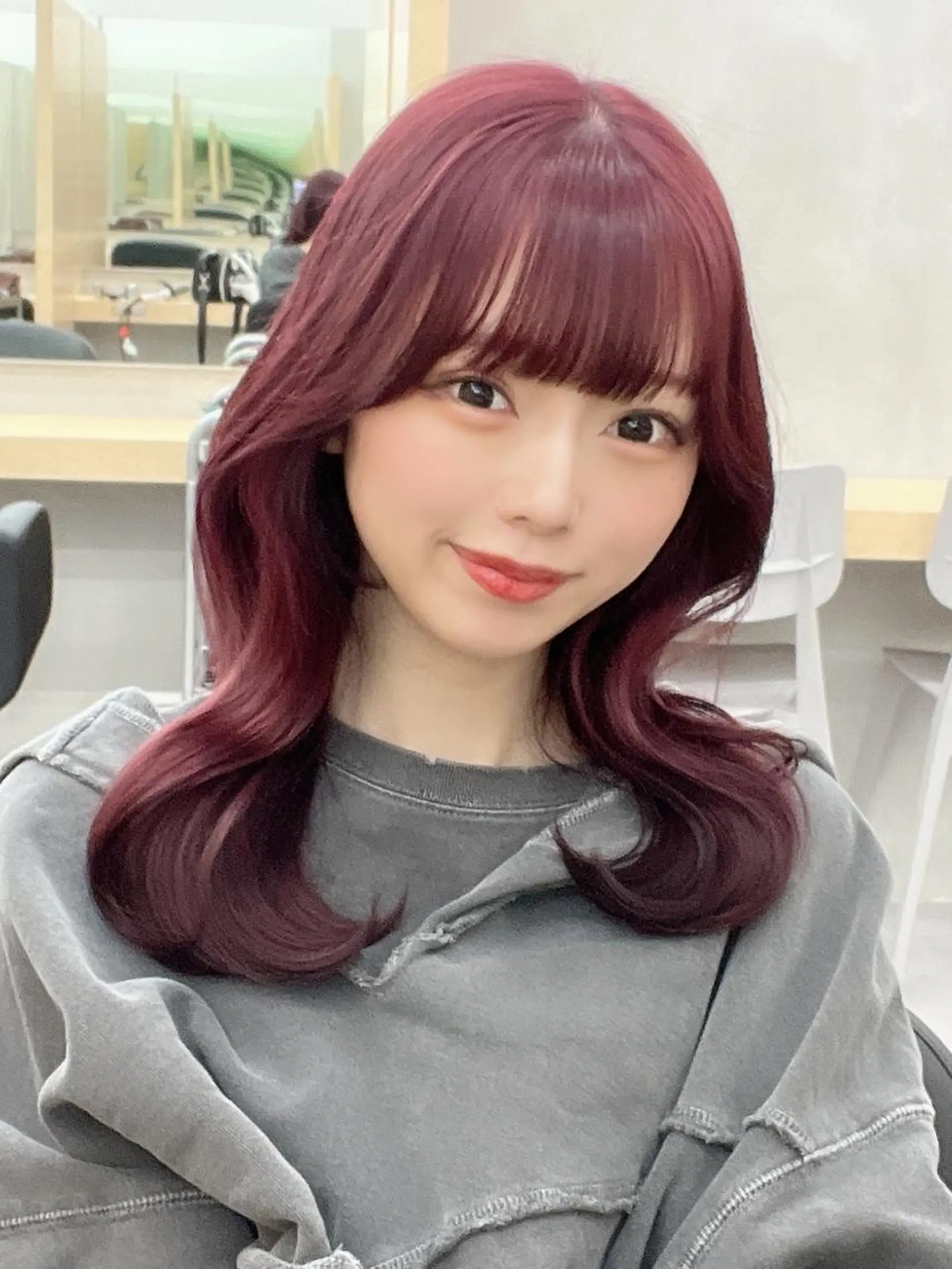 セミロング カラー カット ヘアカラー トリートメント 🪞上品で可愛い韓国 ヘア🪞Rikutoのヘアスタイル