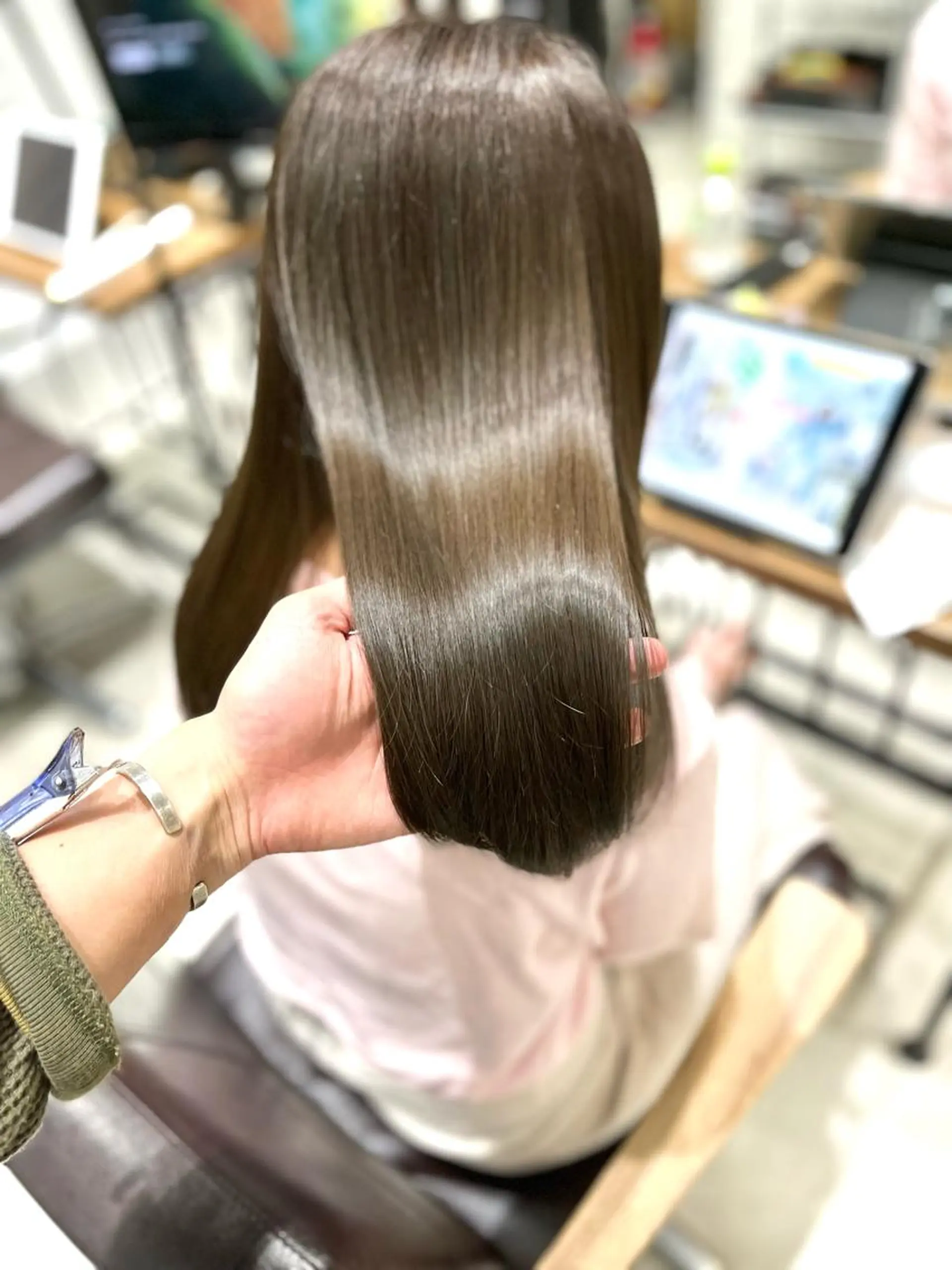 ロング アッシュ 髪質改善 ヨシンモリ 韓国風ヘア トリートメント ヘアカラー トリートメント 🌈透明感カラー 韓 国ヘアこうたろうのヘアスタイル