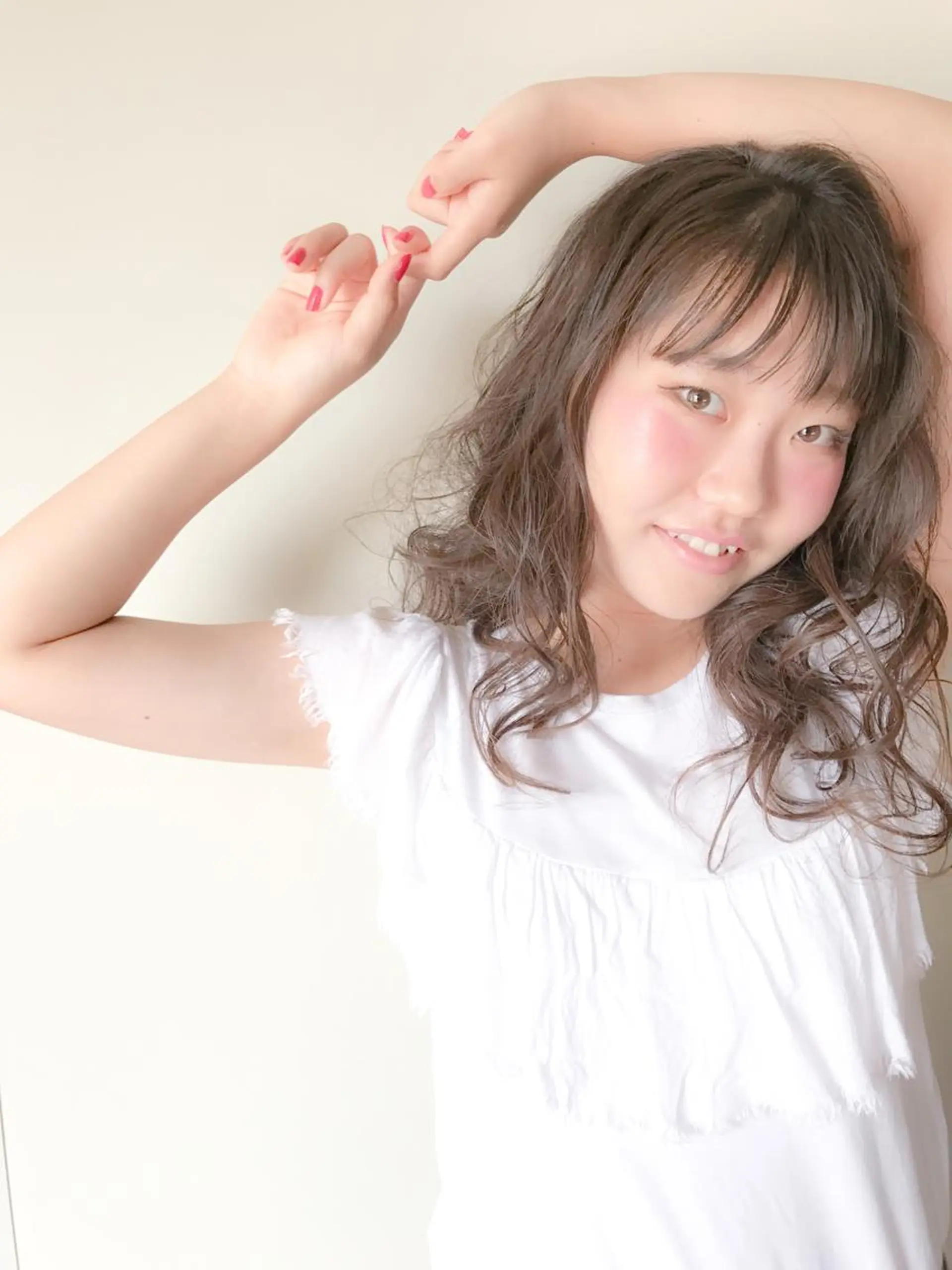 セミロング カラー パーマ ヘアアレンジ リボンズシー 釘嶋のヘアスタイル