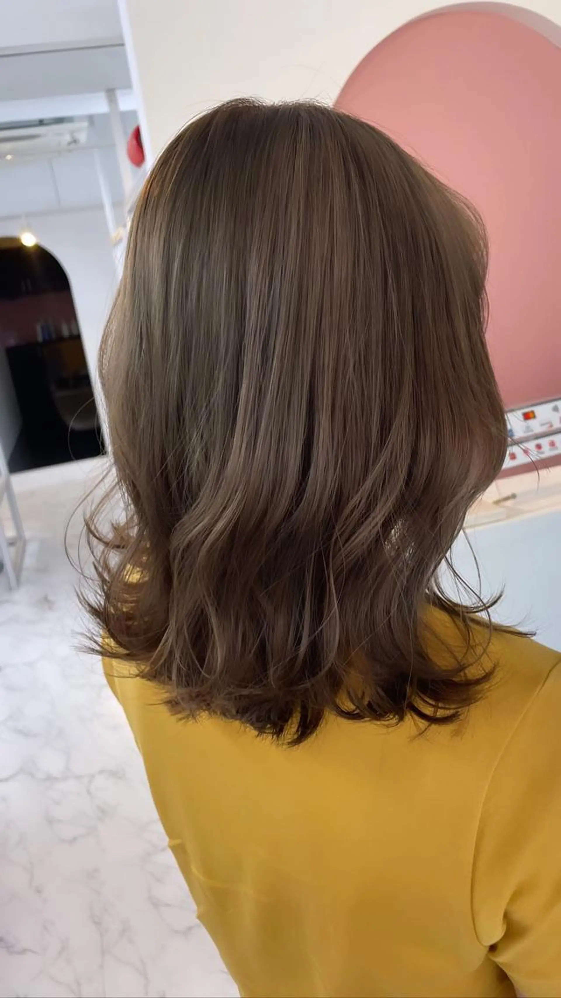 ミディアム カット ヘアカラー トリートメント 赤味消しcolor 🌿🤍Ayaのヘアスタイル